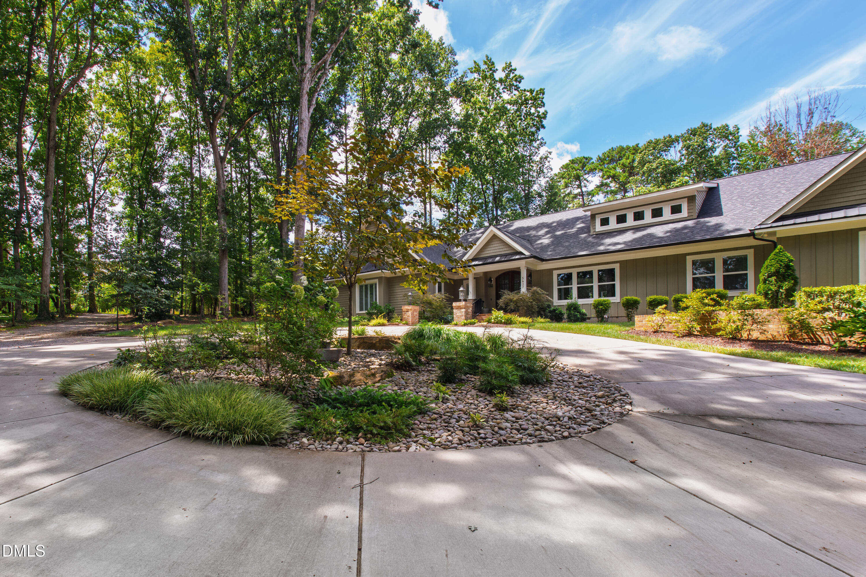 5607 Lambshire Drive