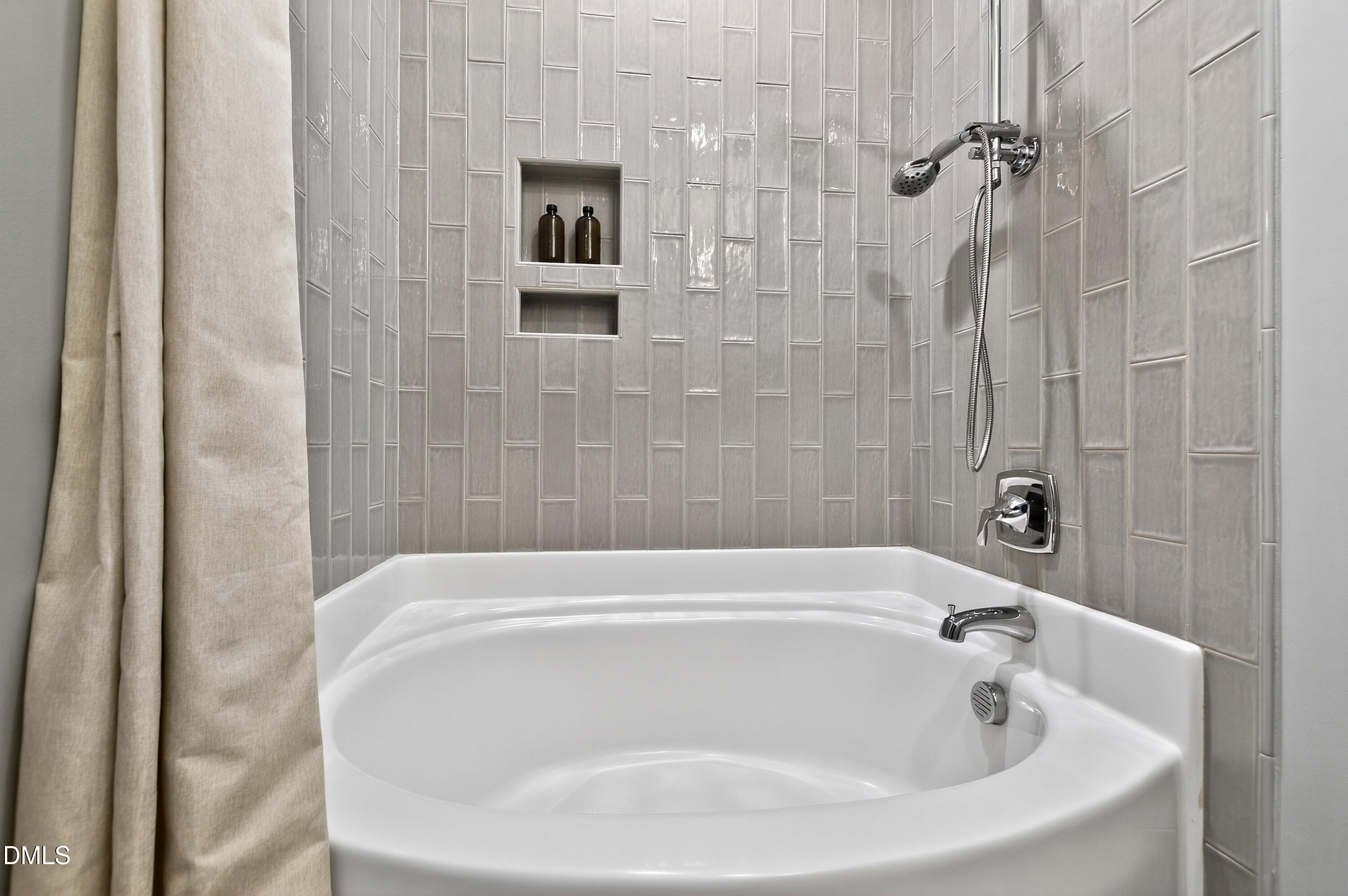 5607 Lambshire Drive