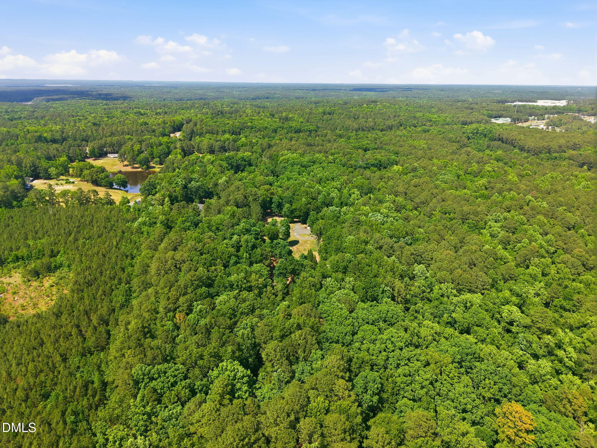 215 E Deer Run