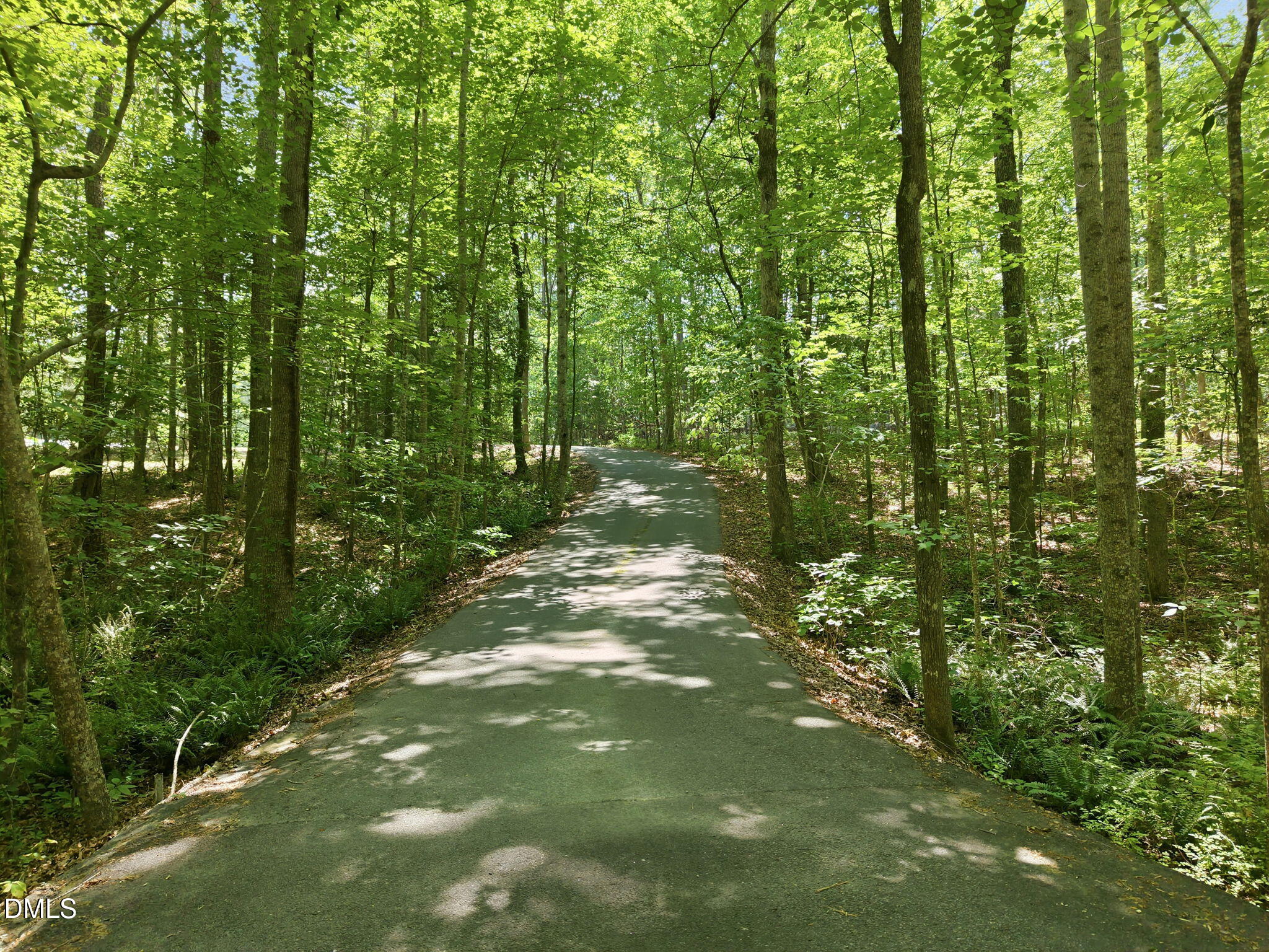 215 E Deer Run
