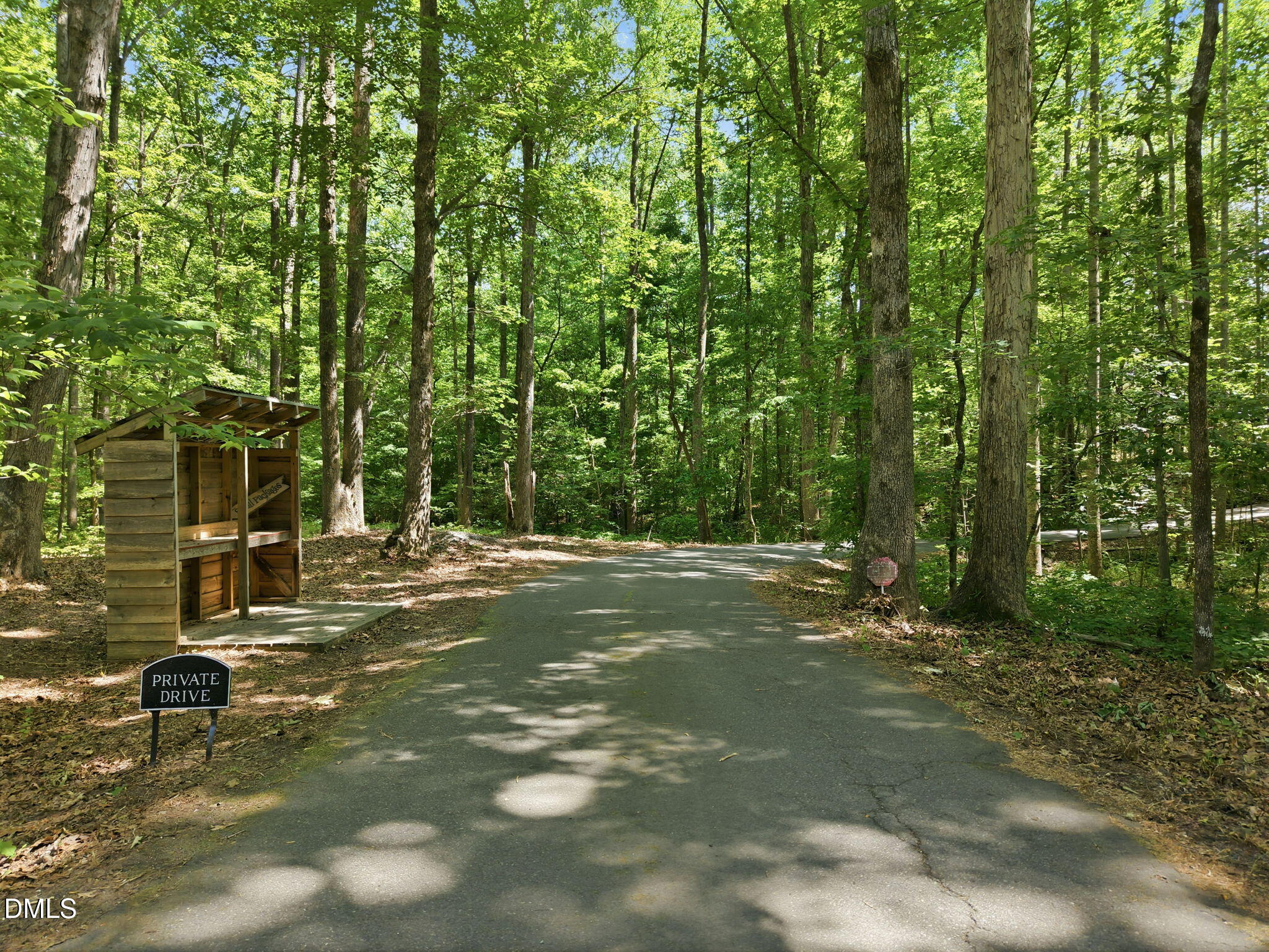 215 E Deer Run