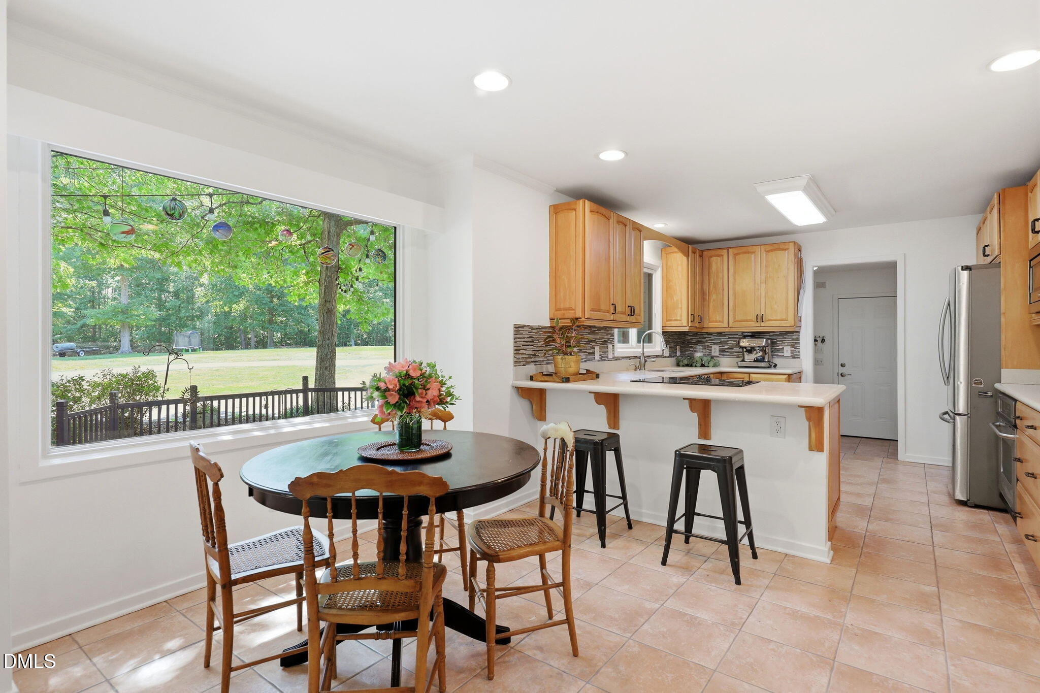 215 E Deer Run