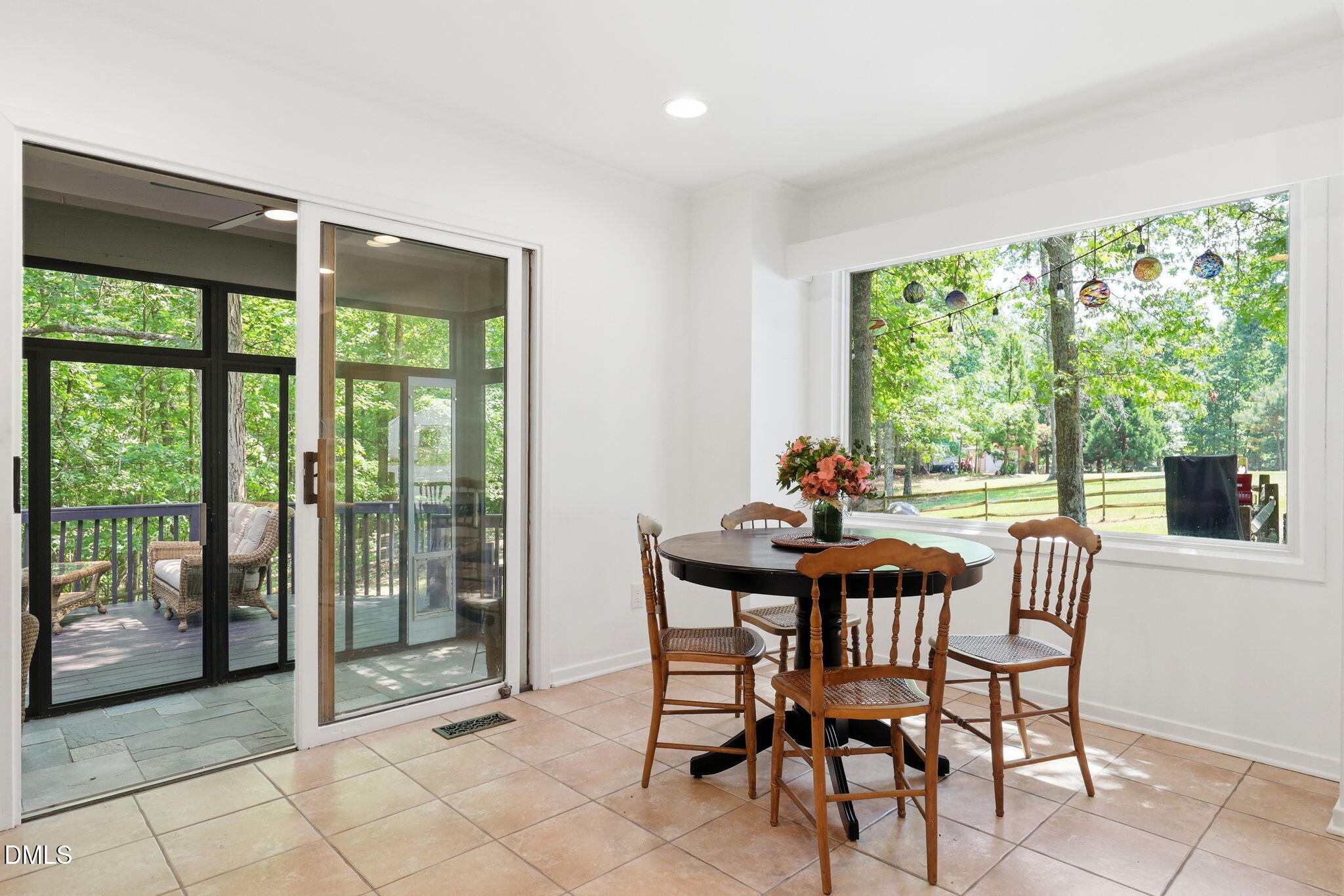 215 E Deer Run