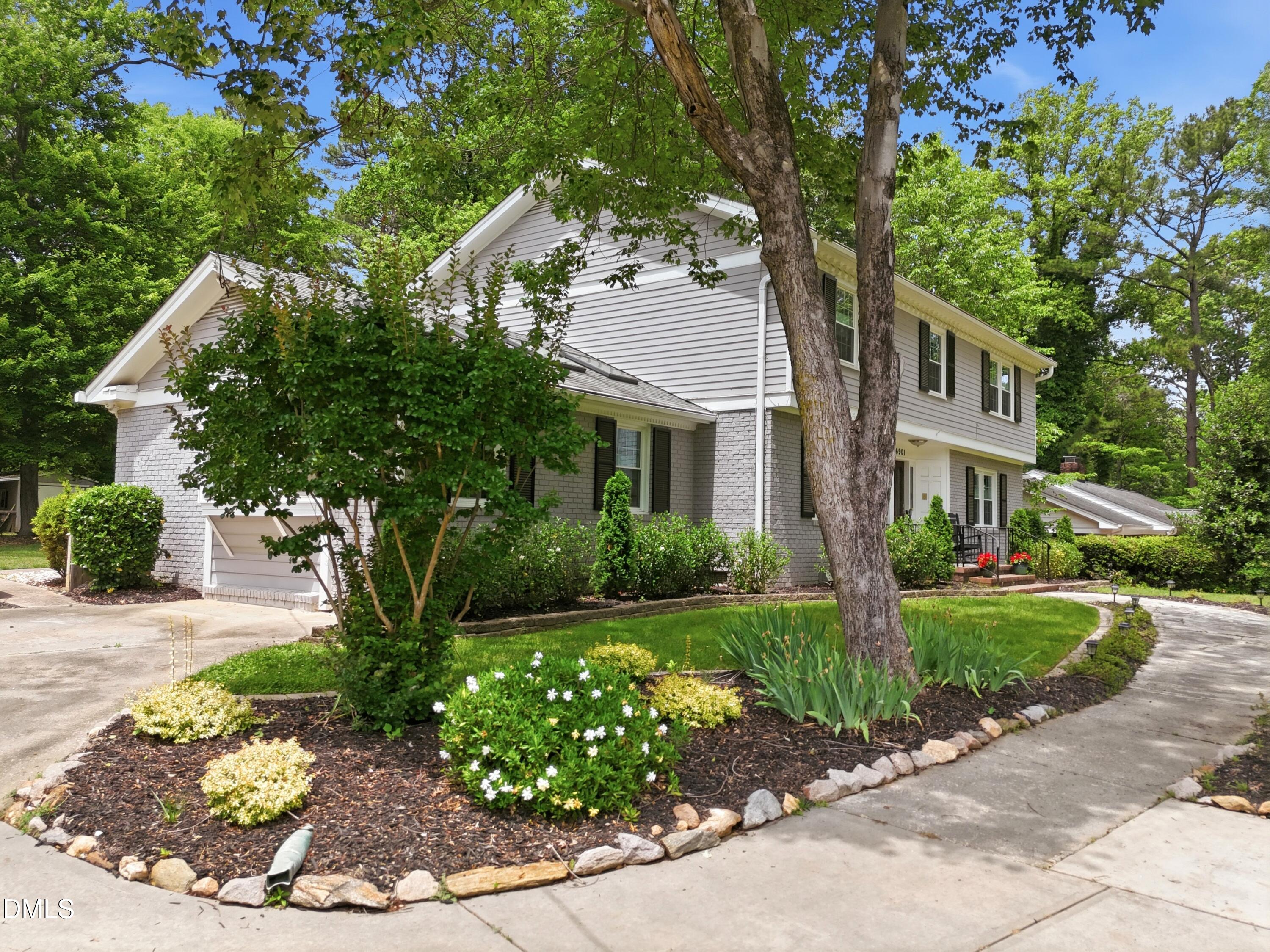 6901 Woodmere Drive