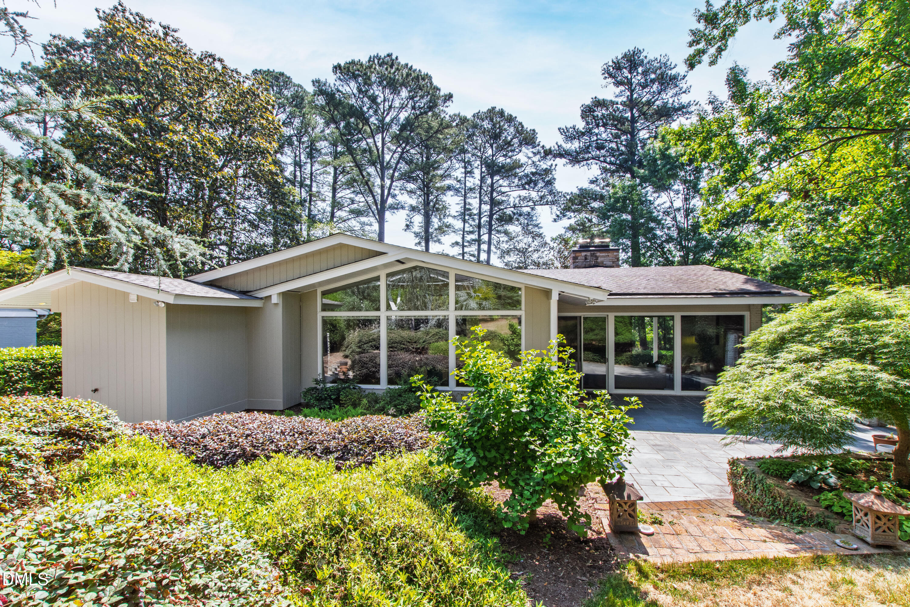 2751 Toxey Drive