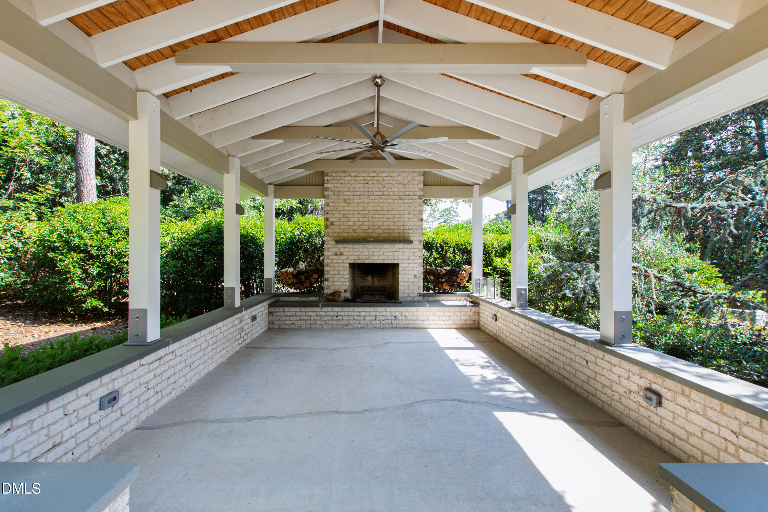 2751 Toxey Drive