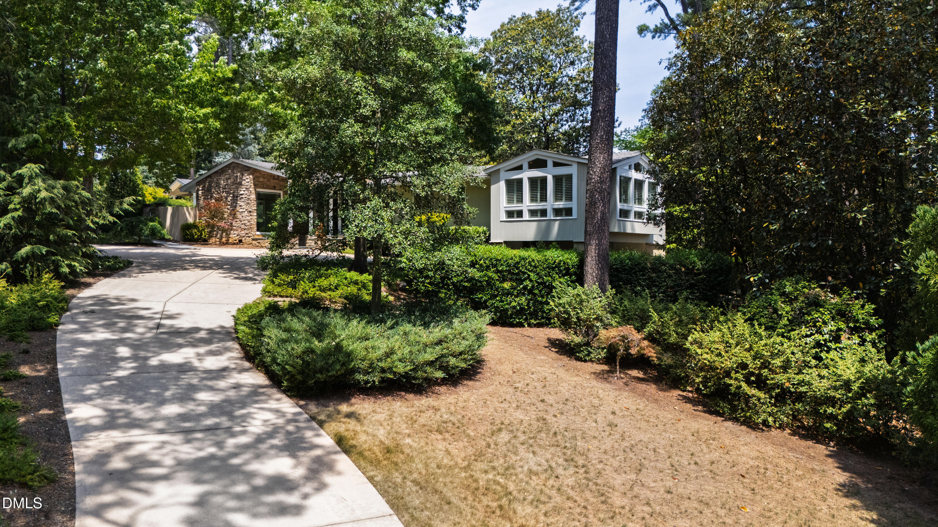 2751 Toxey Drive