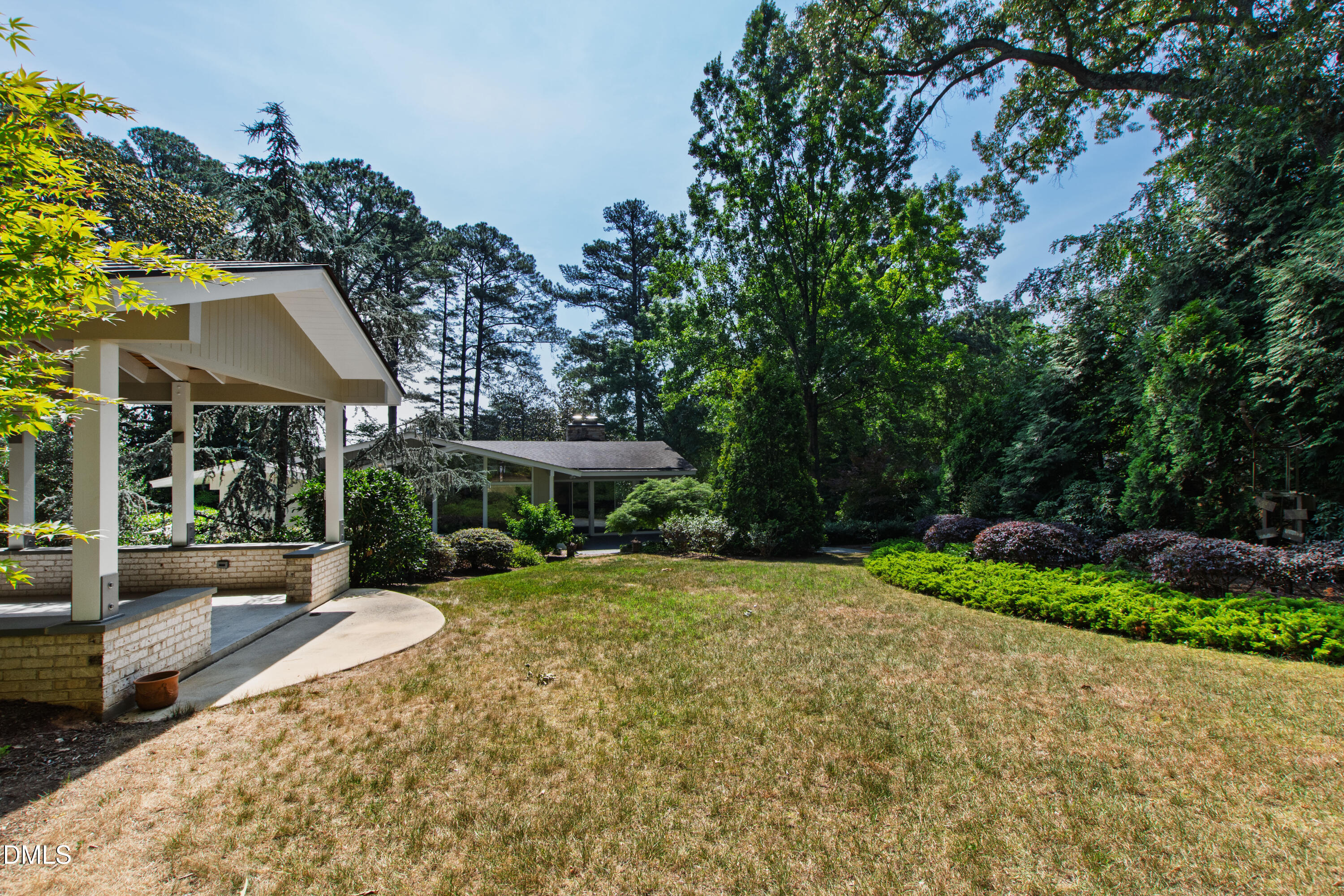 2751 Toxey Drive