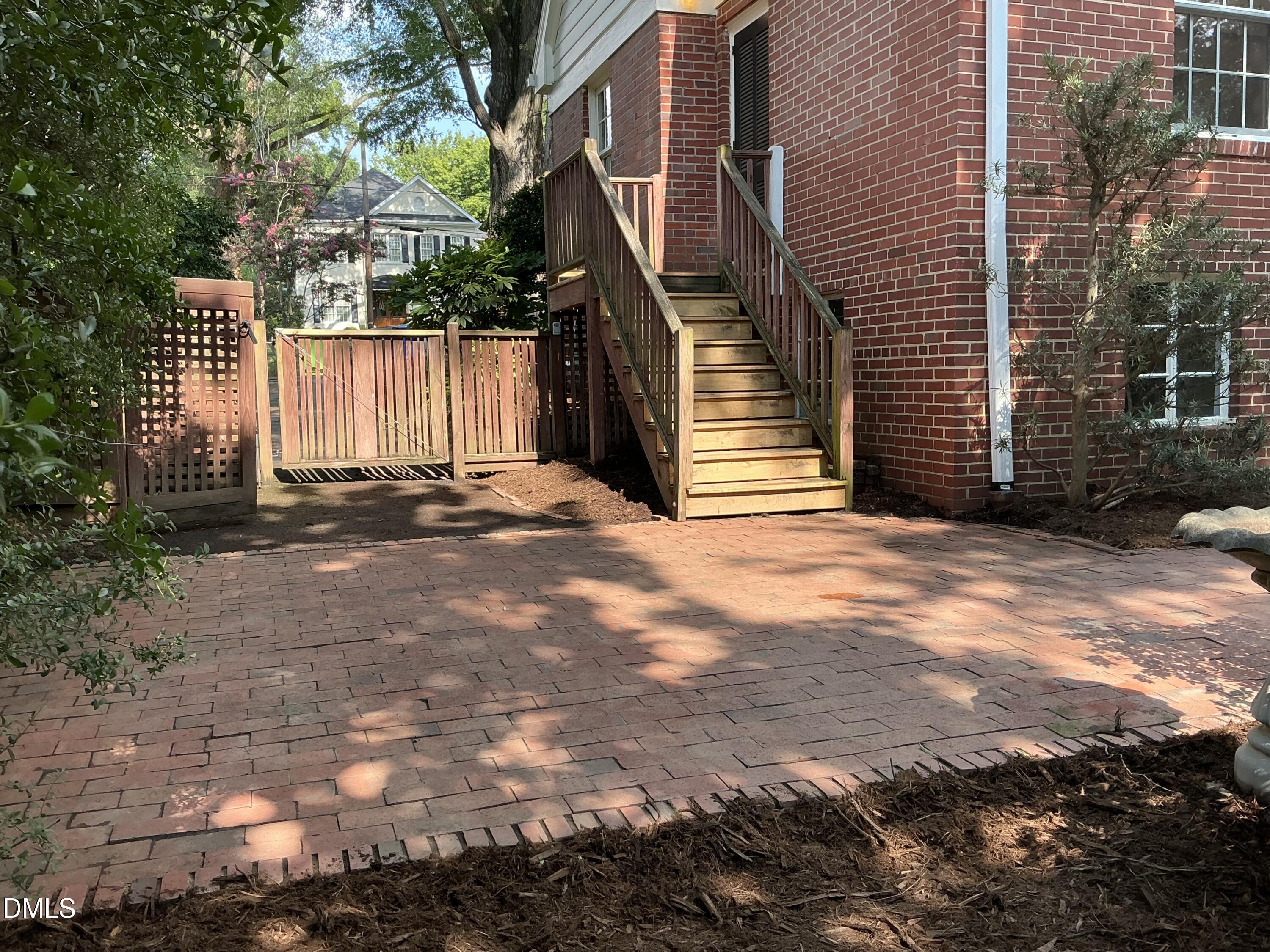 119 Montgomery Street