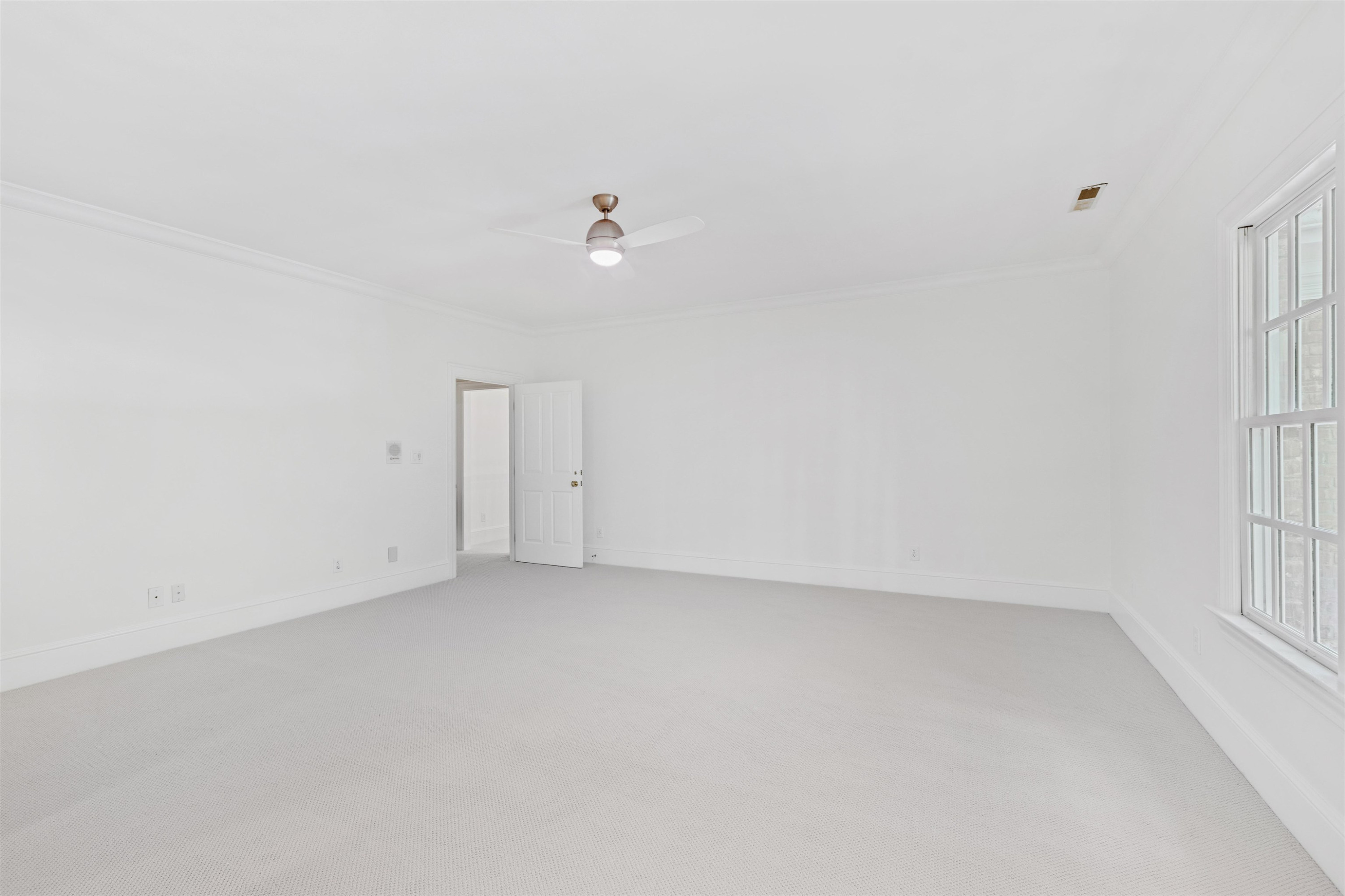 104 Marseille Place