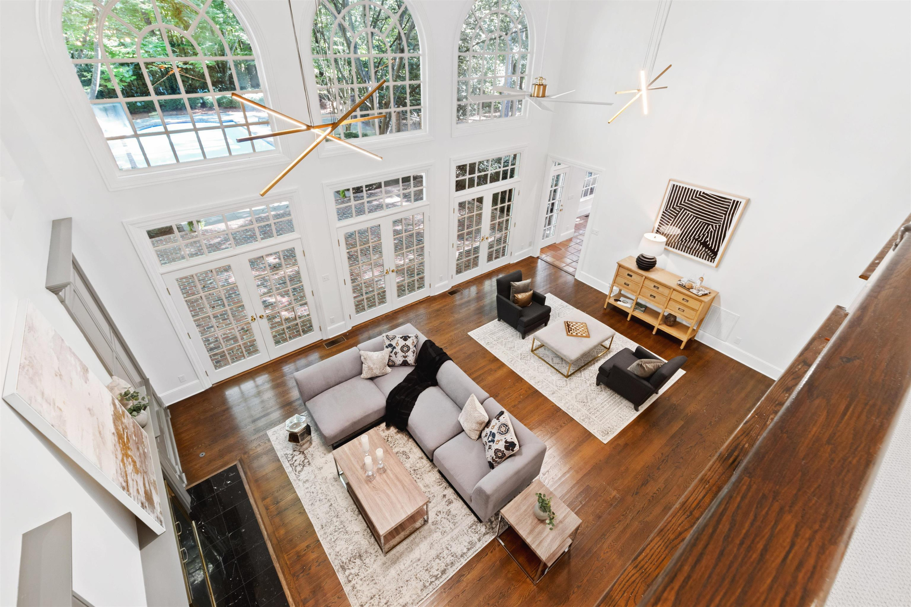 104 Marseille Place