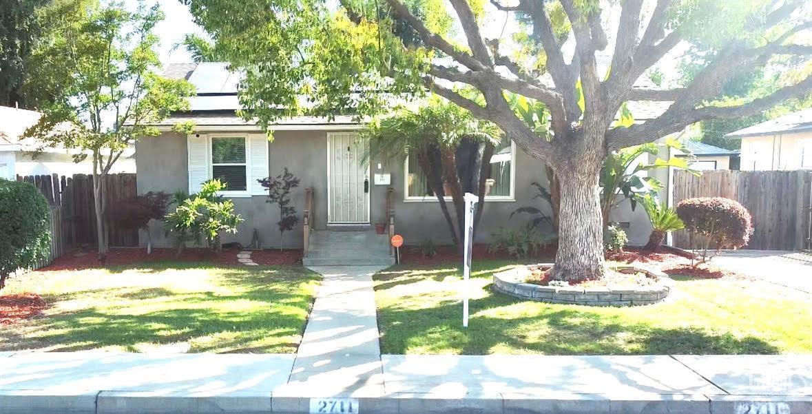 2711 Hubbard Street