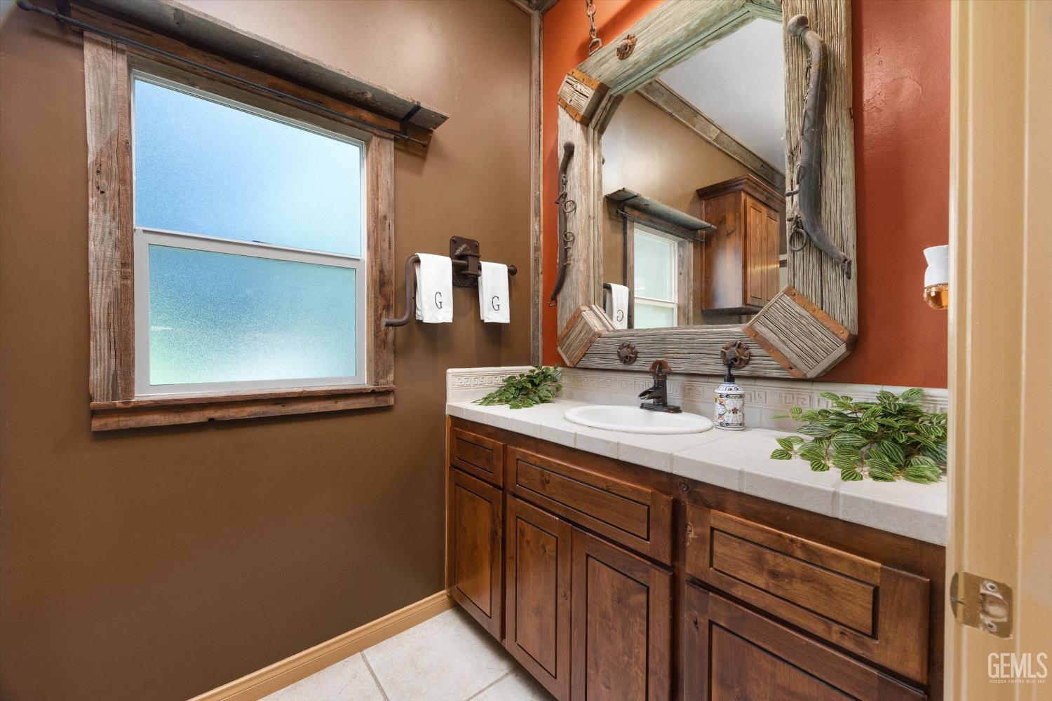 1806 Briercliff Court