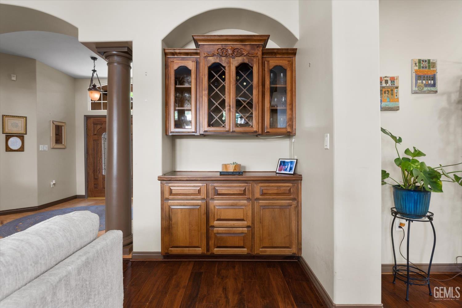 1806 Briercliff Court