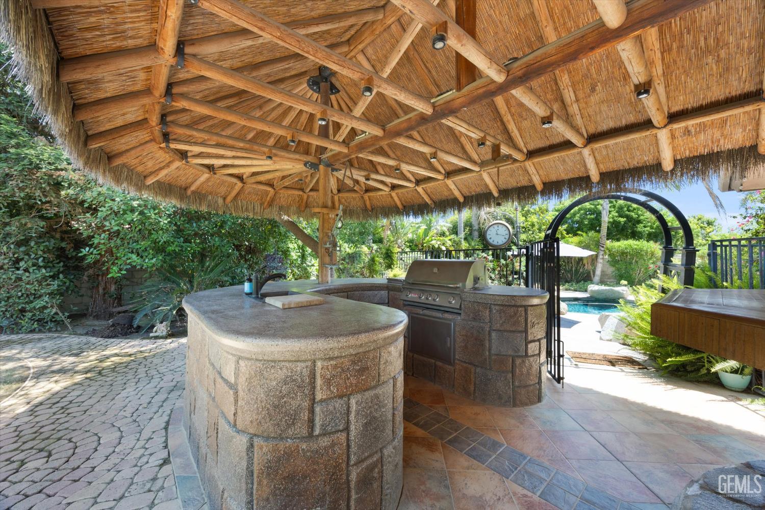 1806 Briercliff Court