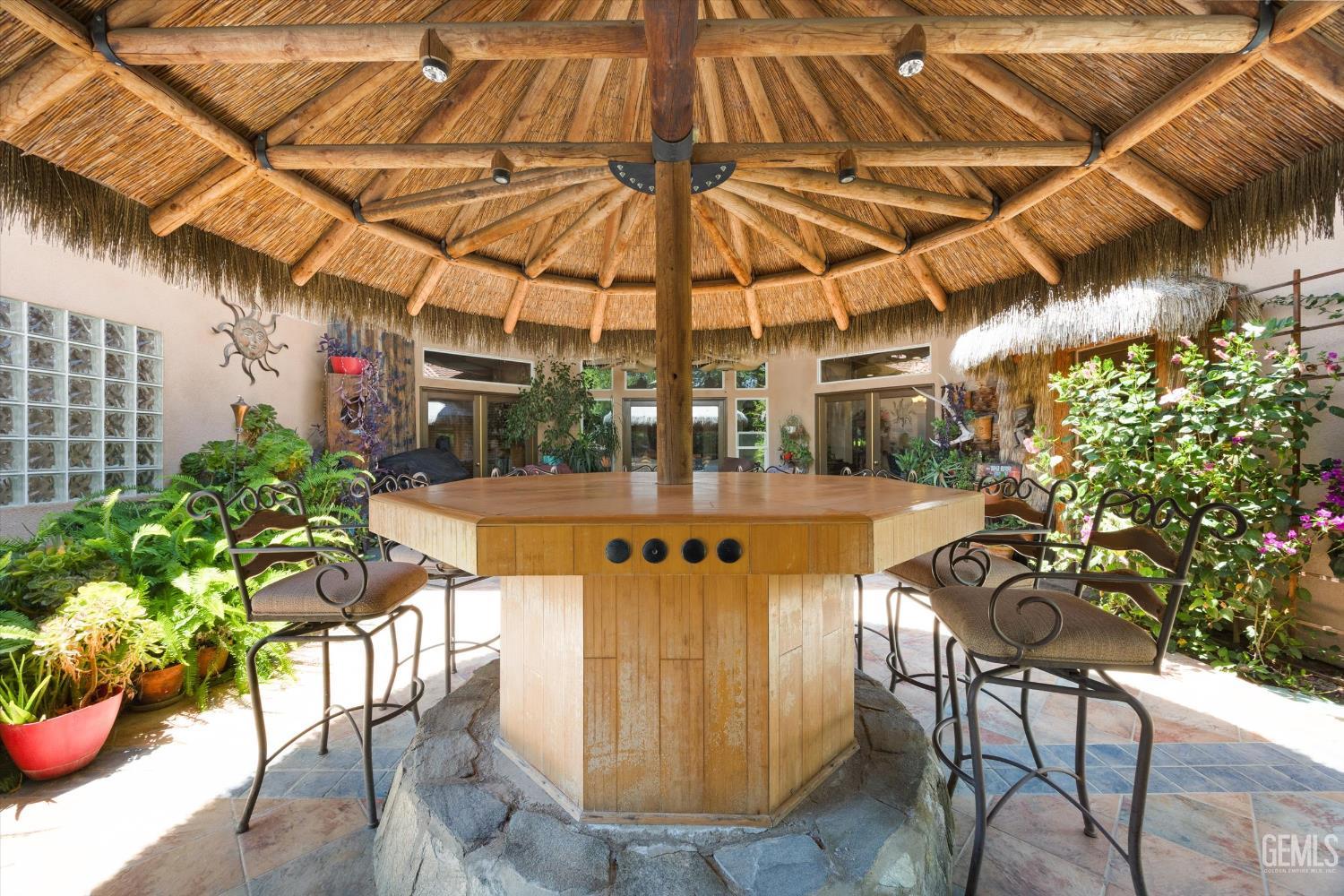 1806 Briercliff Court