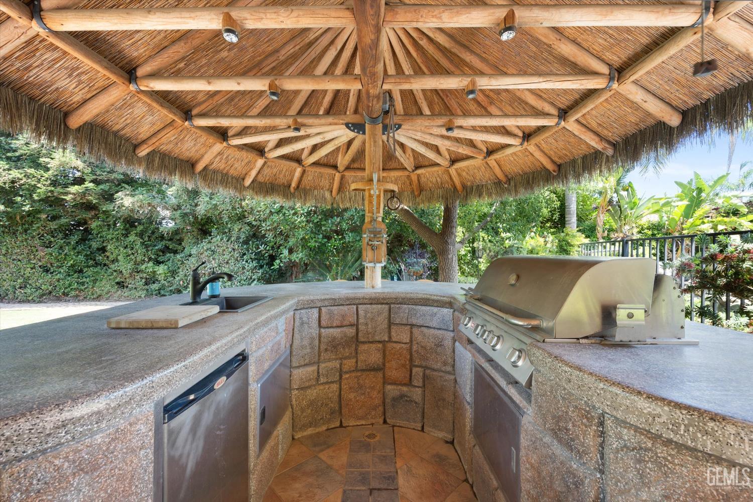 1806 Briercliff Court