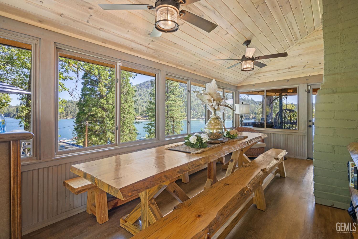 54186 Road 432