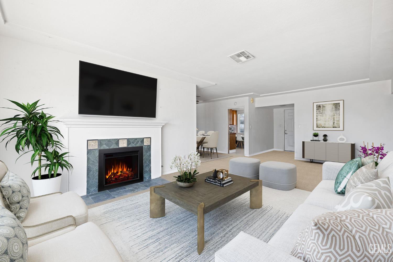 1601 University Avenue