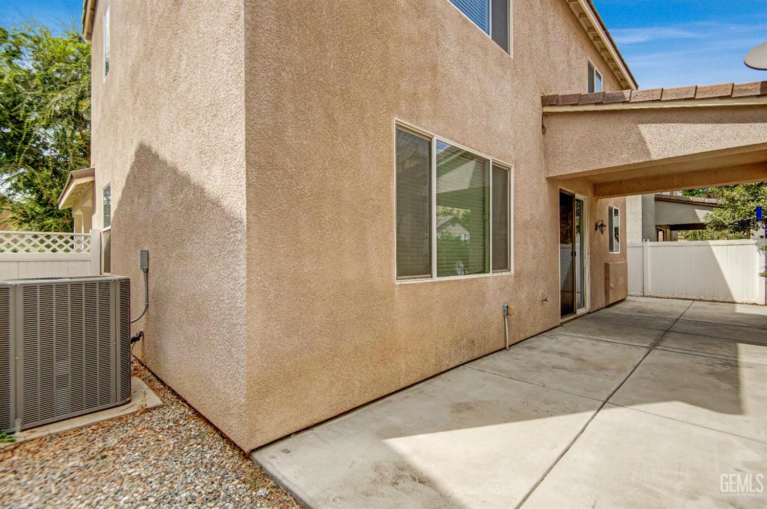 1808 Delacorte Dr