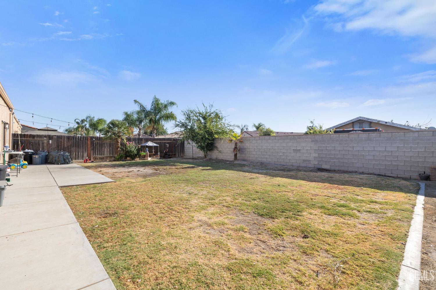 8806 Maria Angelica Street