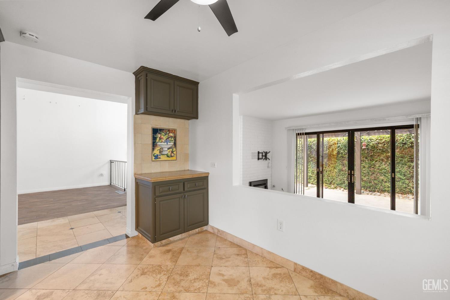2323 Easthills Drive Unit: 65