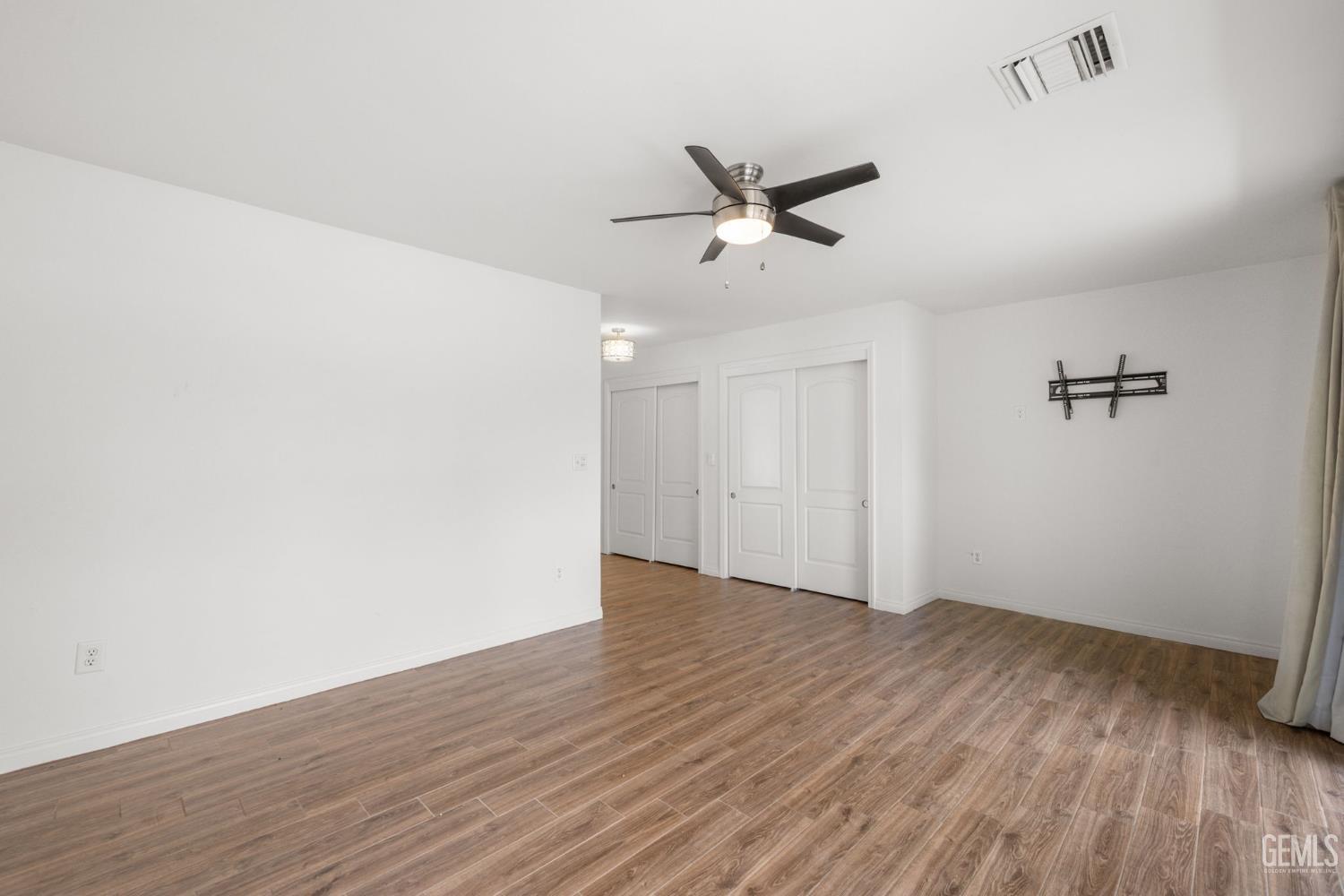 2323 Easthills Drive Unit: 65