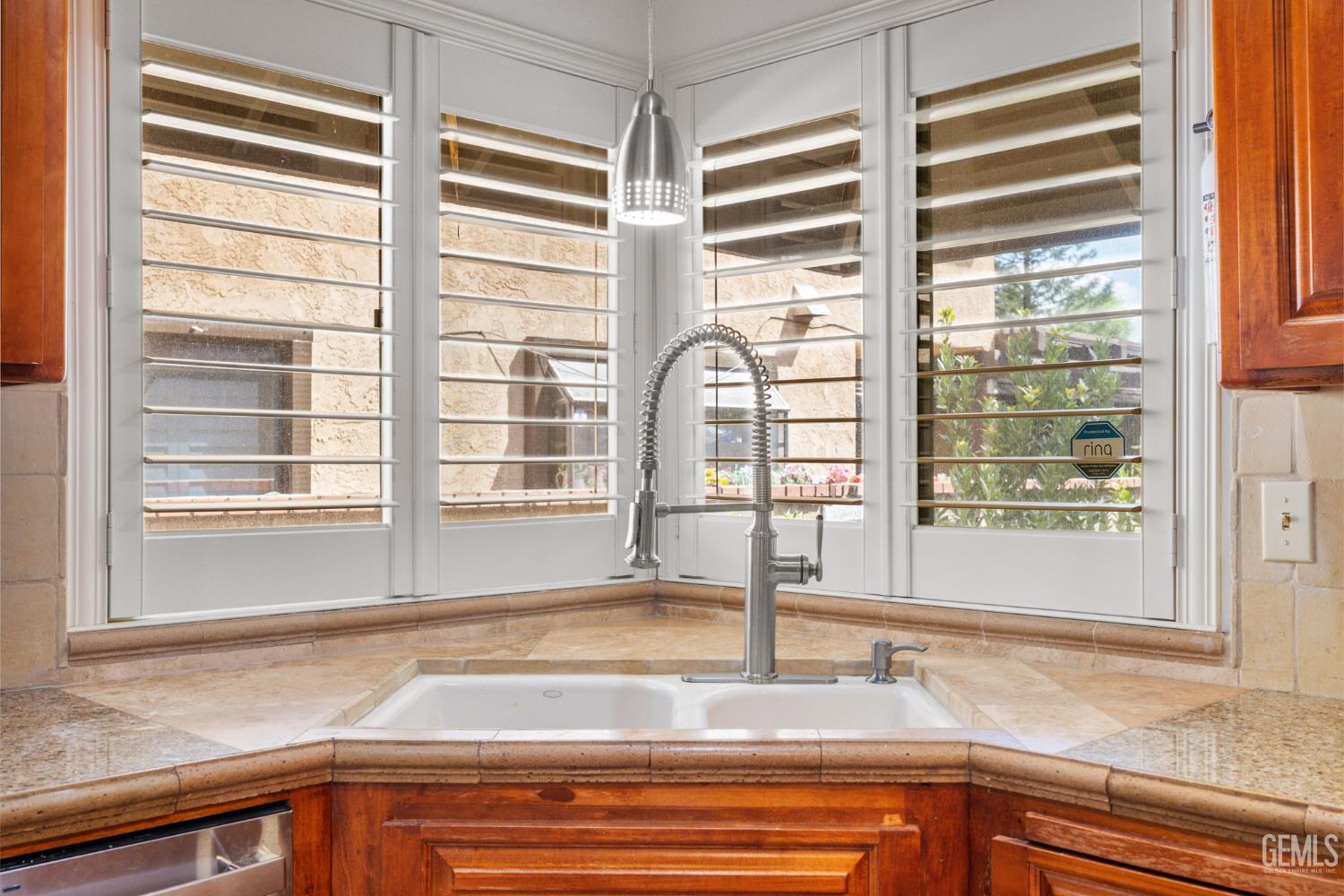 2323 Easthills Drive Unit: 65