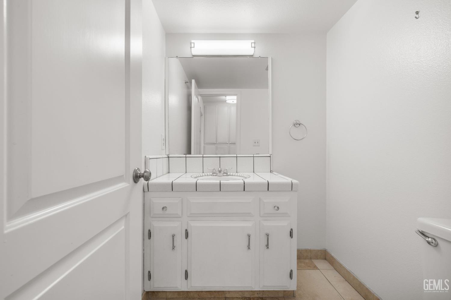 2323 Easthills Drive Unit: 65