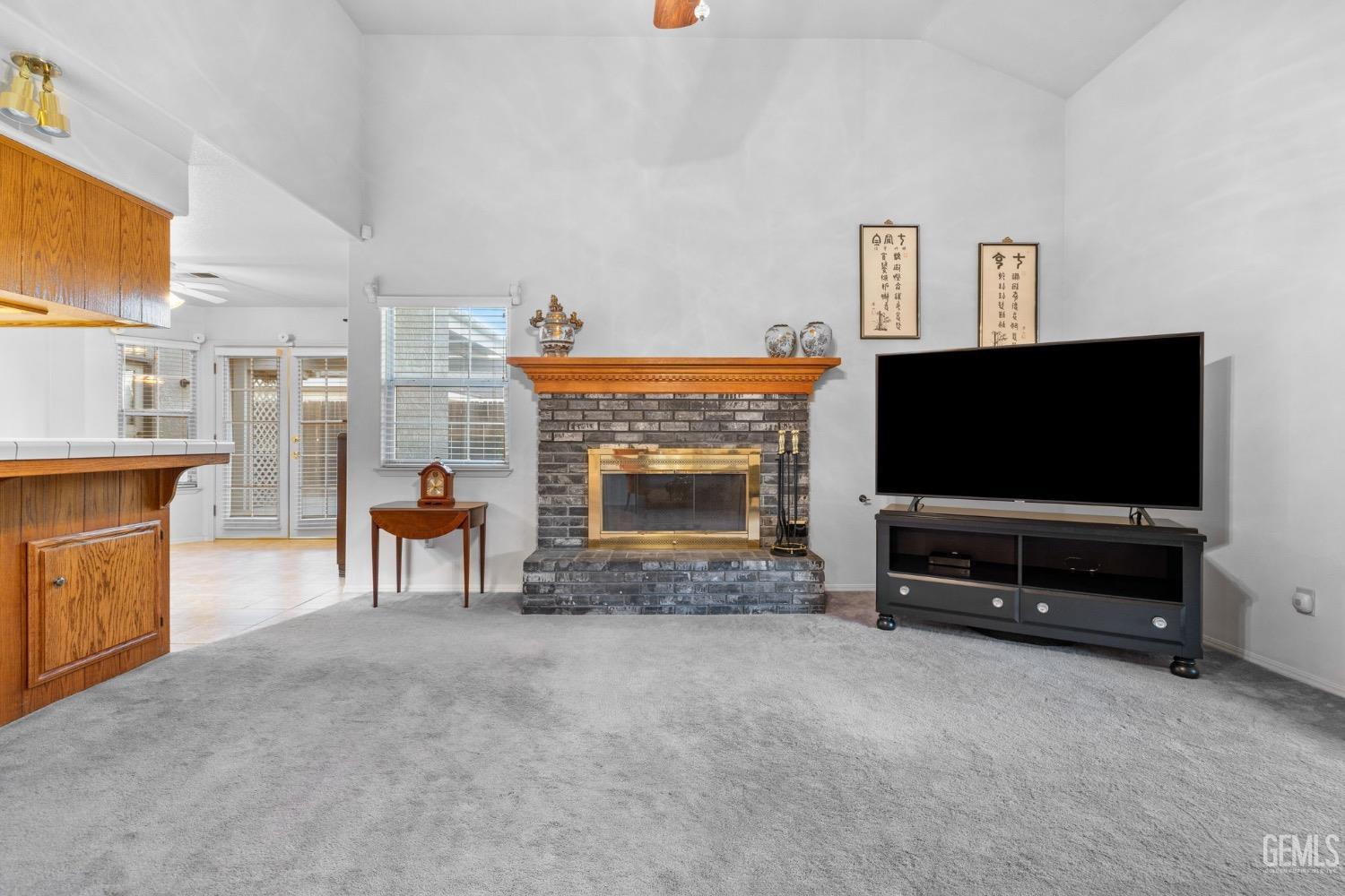 14013 Laverton Avenue
