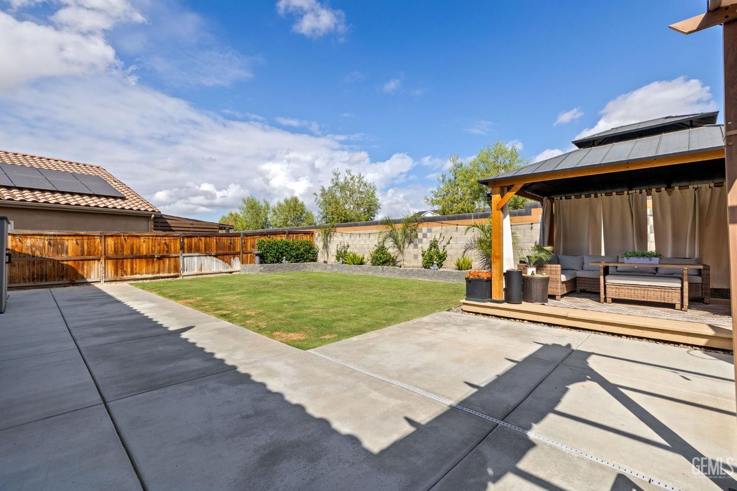 9410 Laurel Ridge Lane