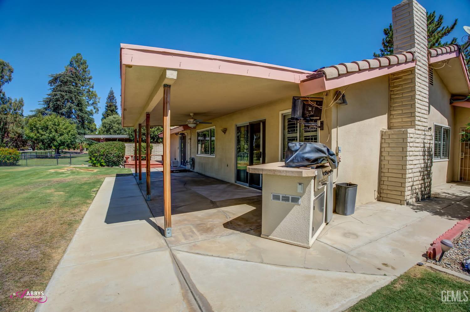 409 Bermuda Street