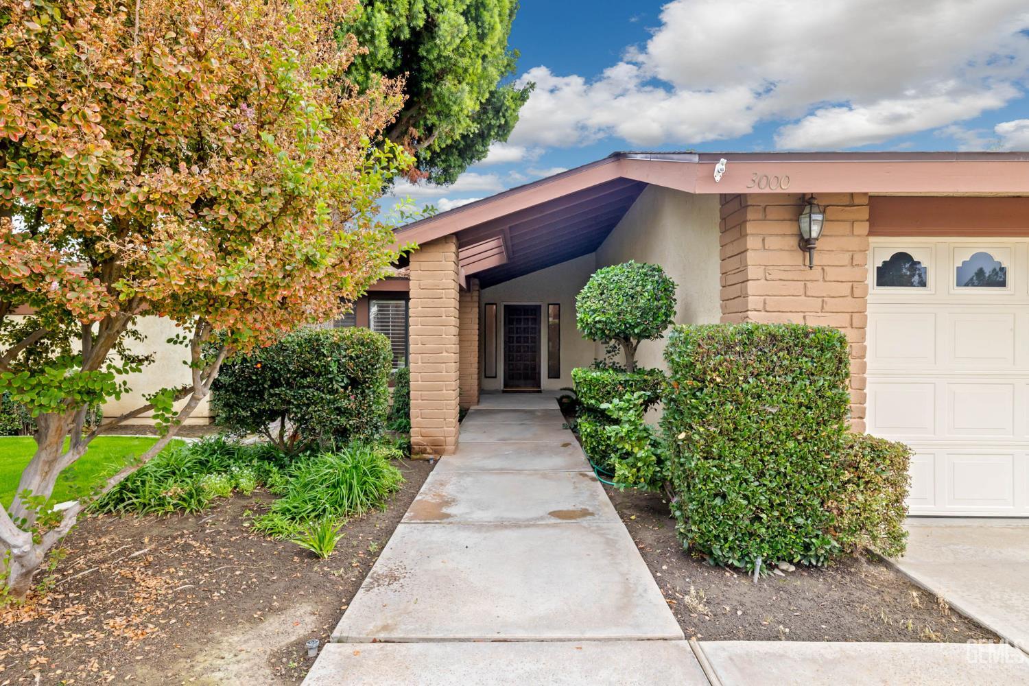 3000 Victoria Way