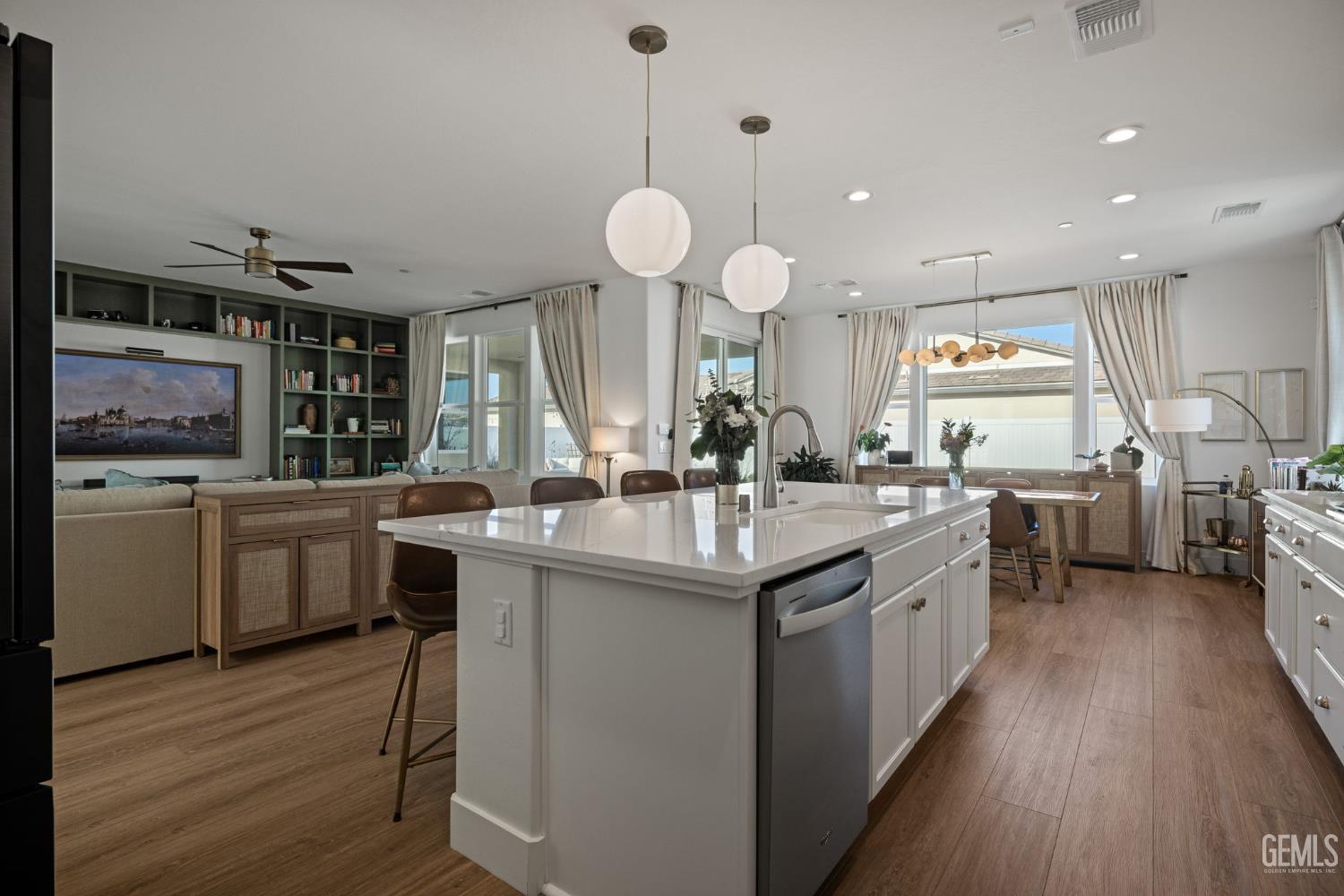 14912 Rutherford Park Avenue