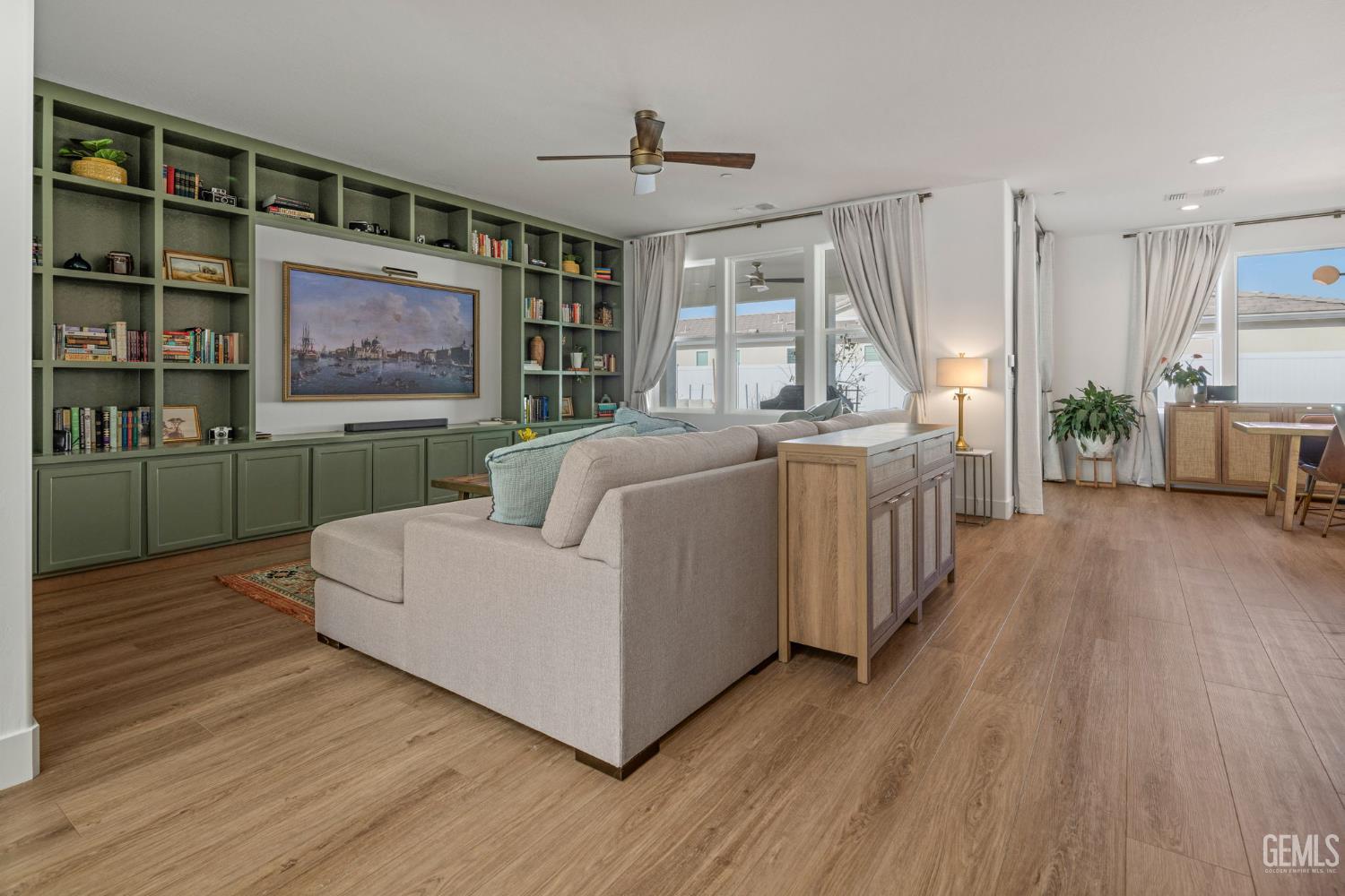 14912 Rutherford Park Avenue