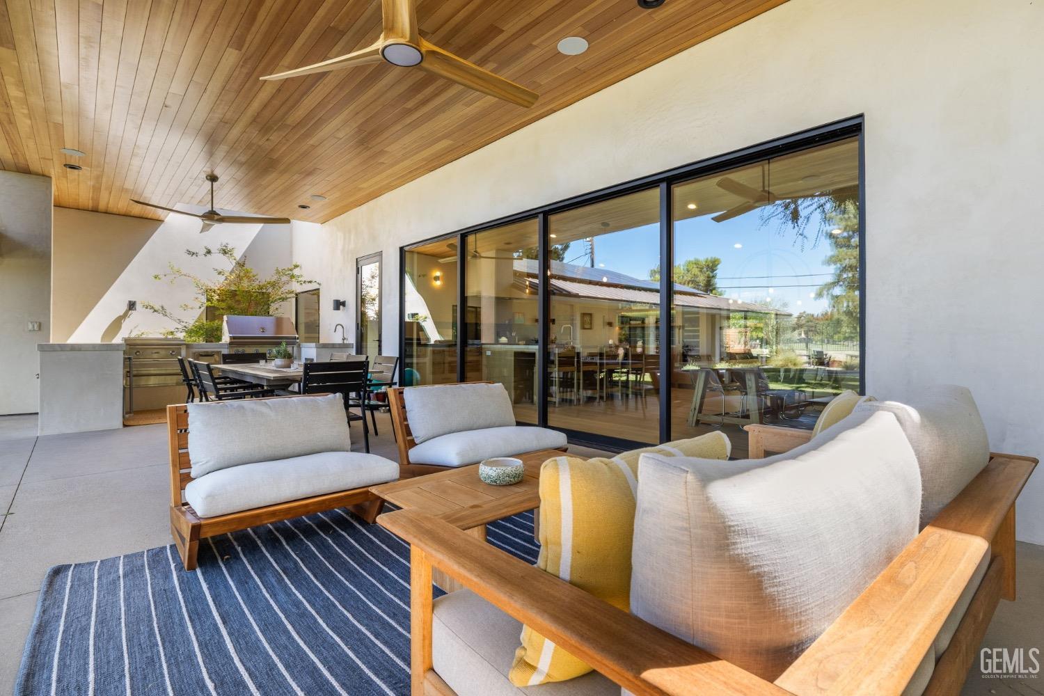 1217 Tam O Shanter Drive