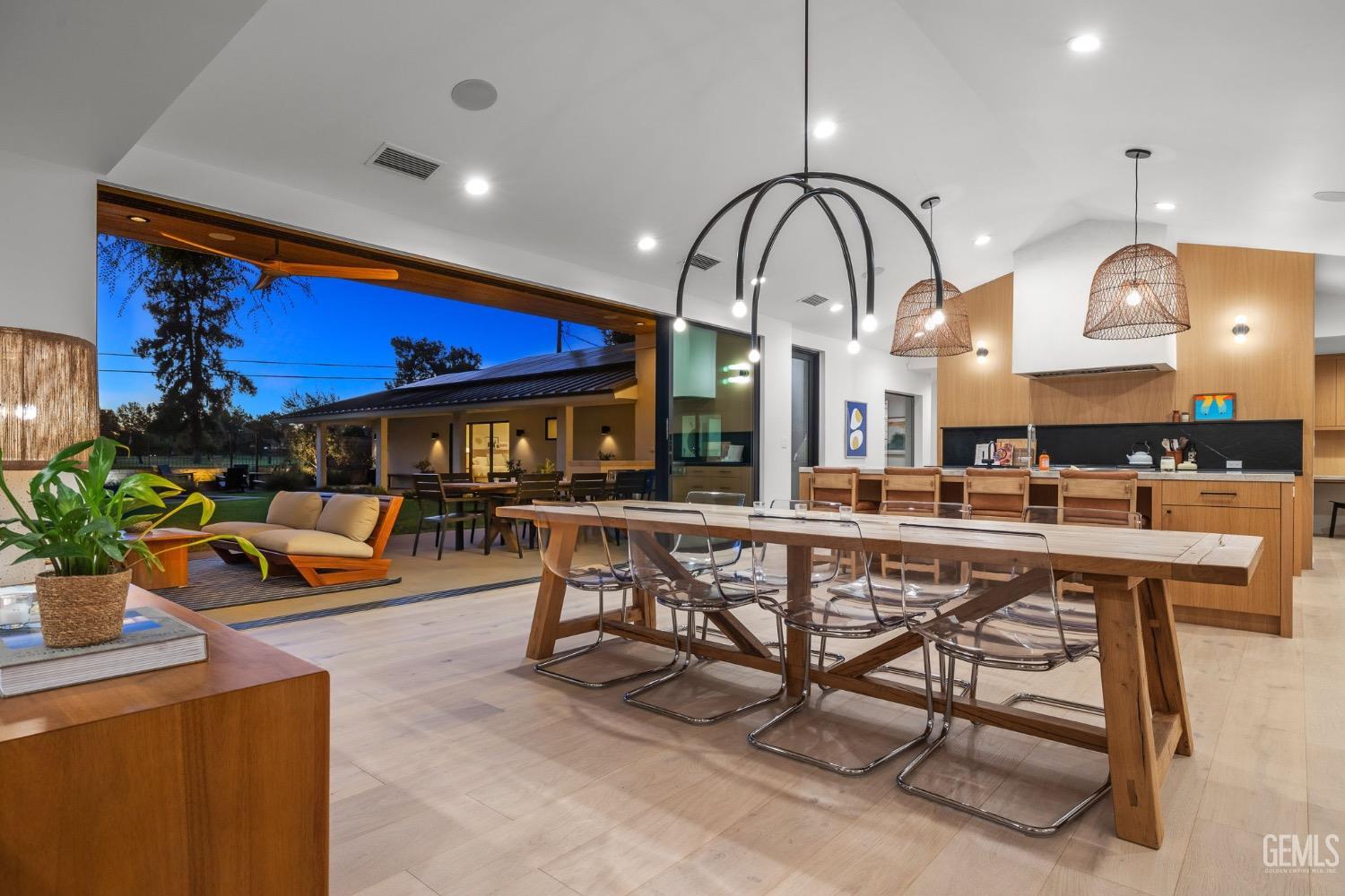 1217 Tam O Shanter Drive