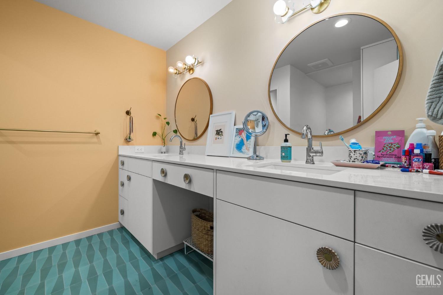 1217 Tam O Shanter Drive