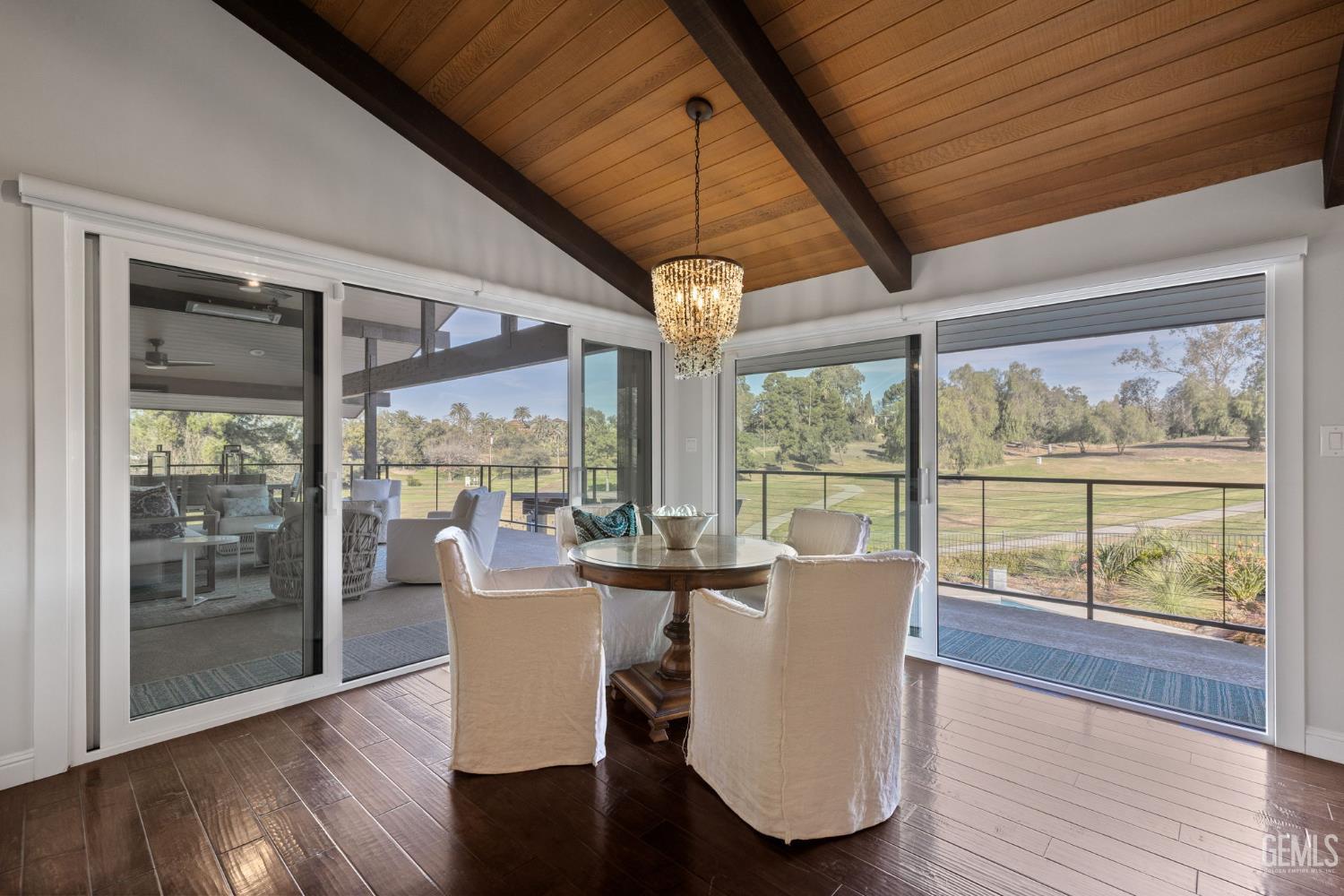 4290 Country Club Drive