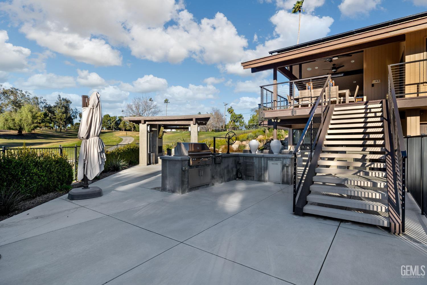 4290 Country Club Drive