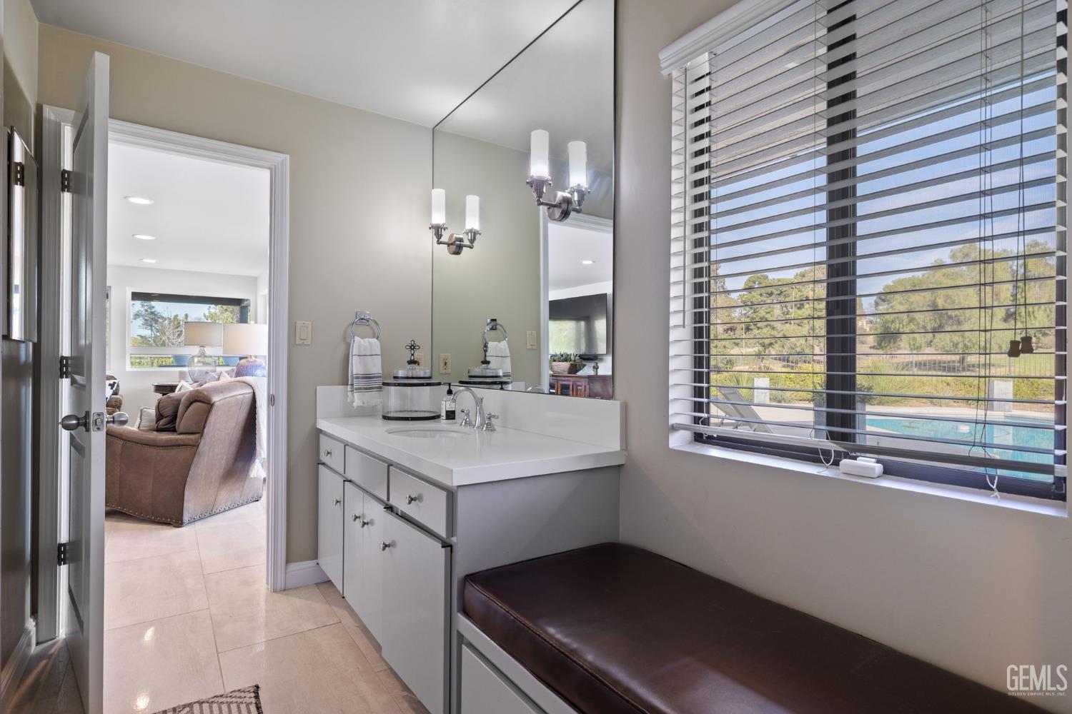 4290 Country Club Drive