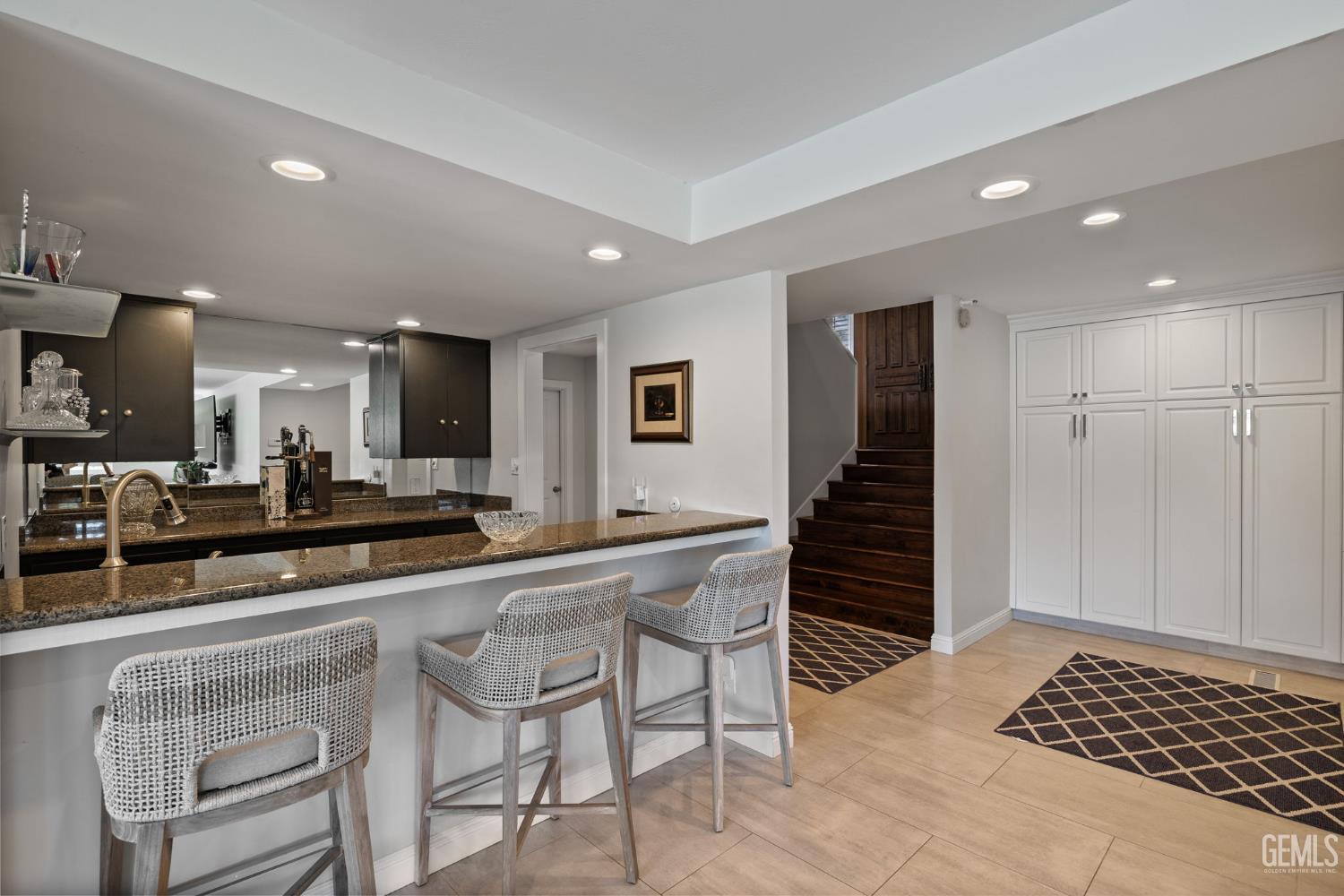 4290 Country Club Drive