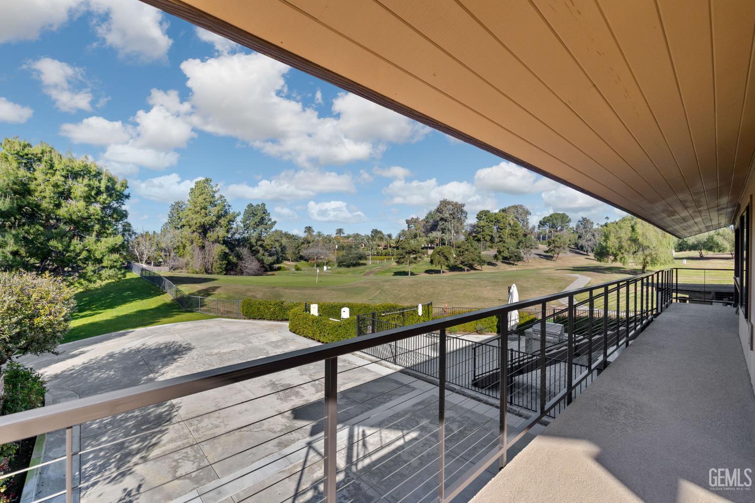 4290 Country Club Drive