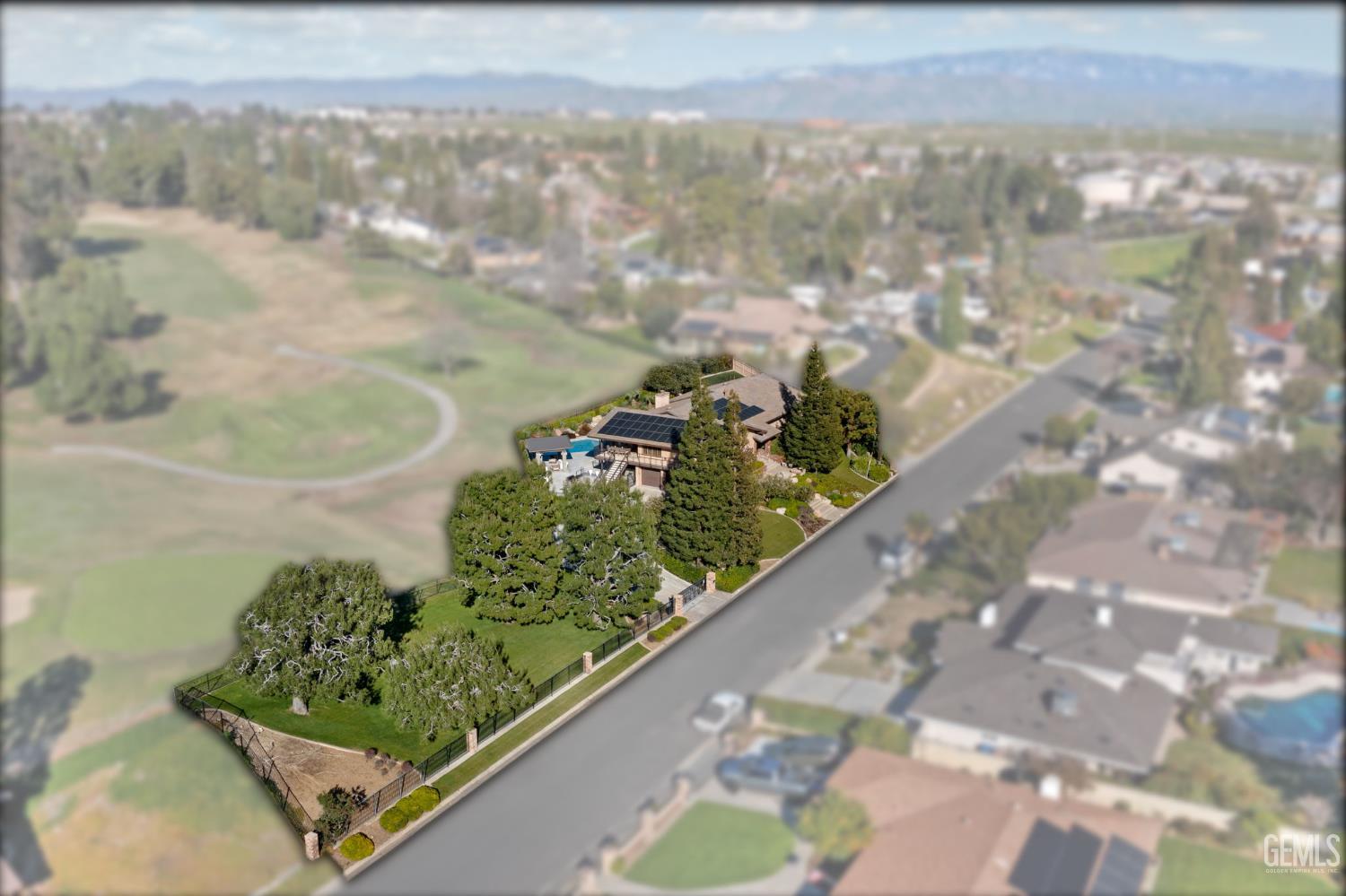 4290 Country Club Drive