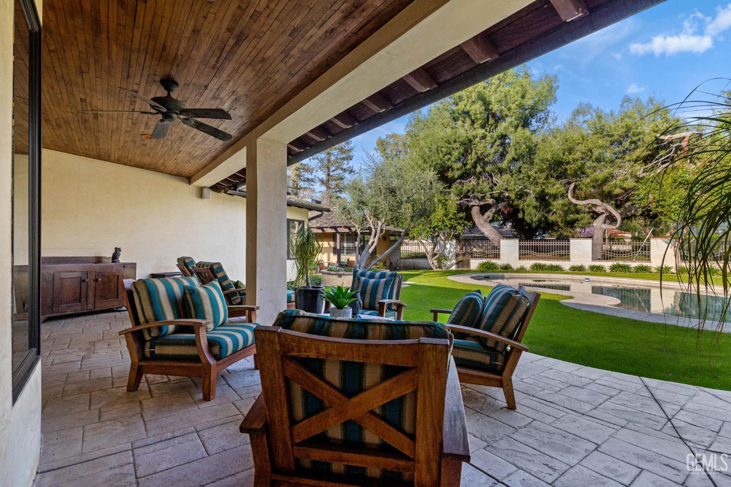 1233 Tam O Shanter Drive