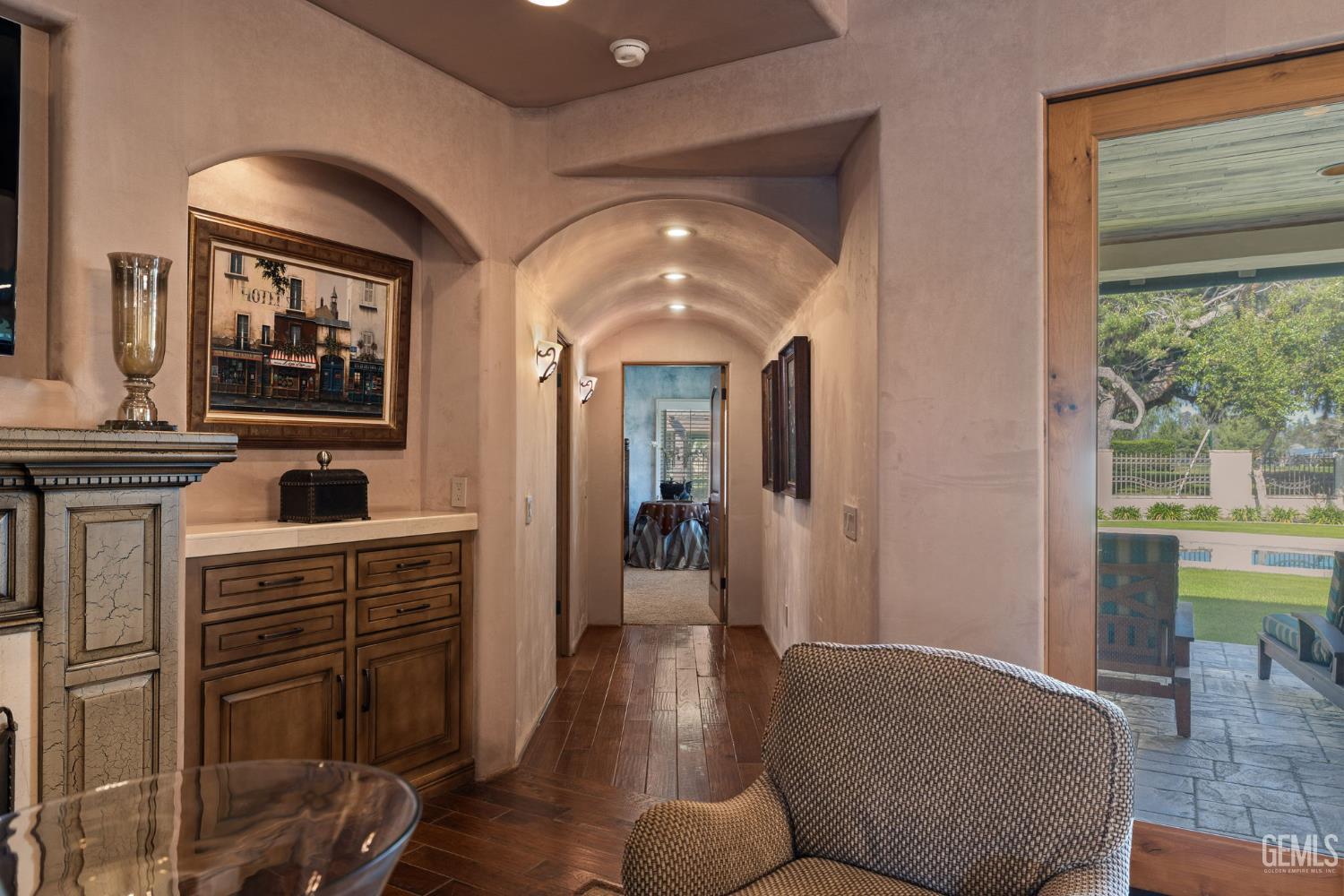 1233 Tam O Shanter Drive