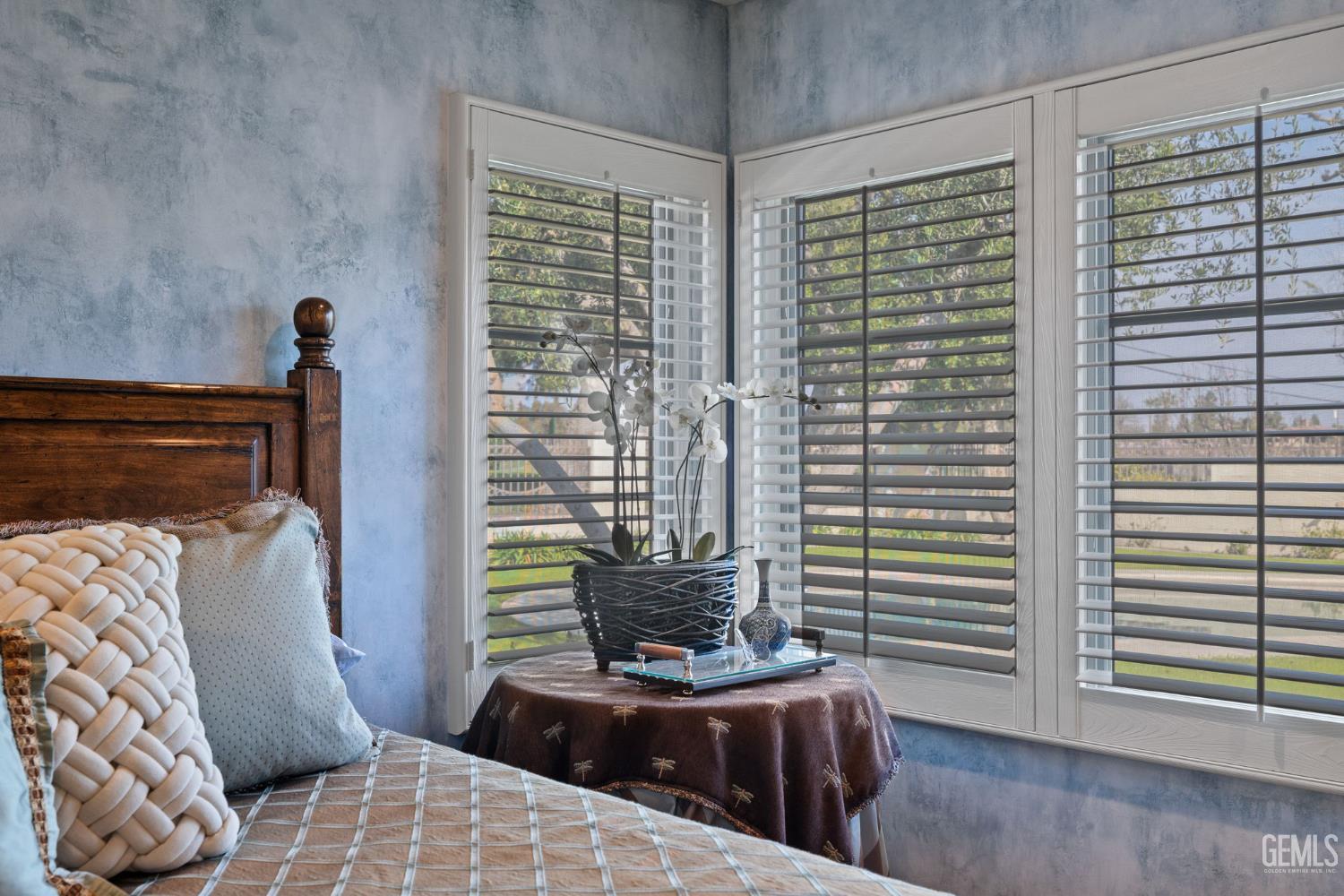 1233 Tam O Shanter Drive