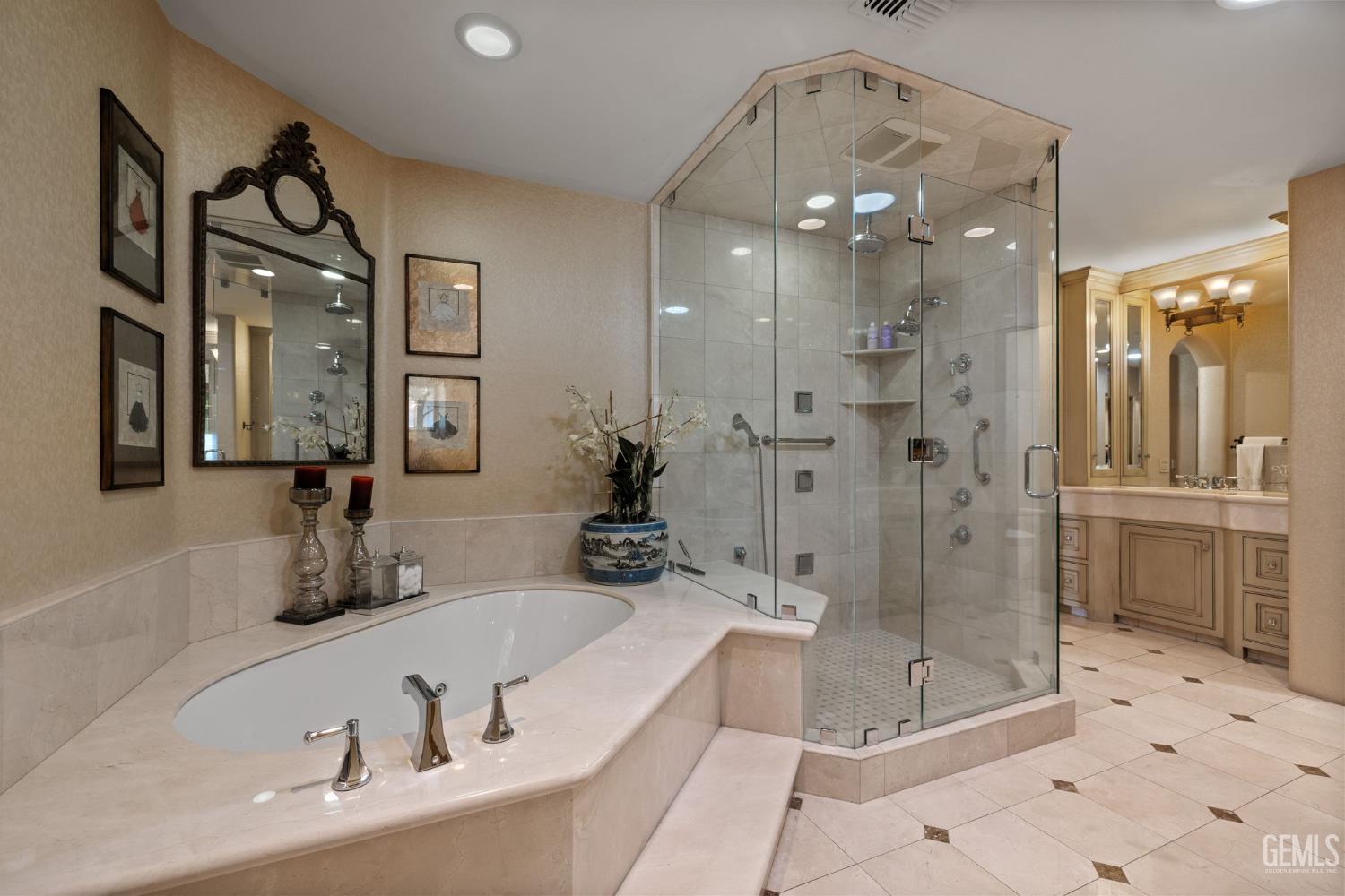 1233 Tam O Shanter Drive