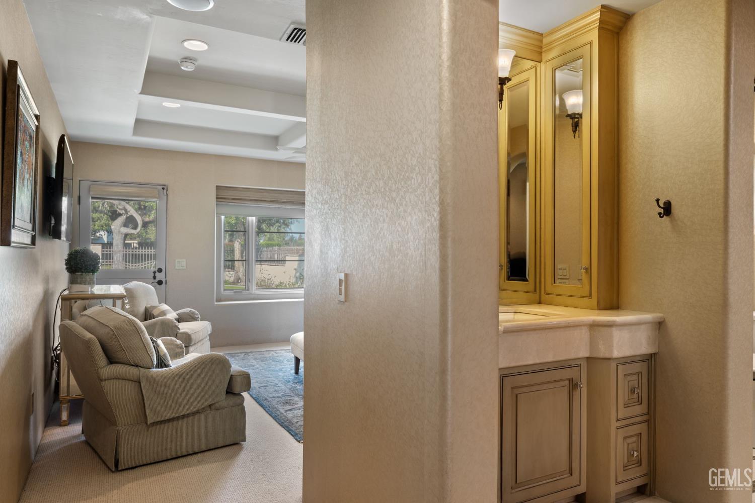 1233 Tam O Shanter Drive