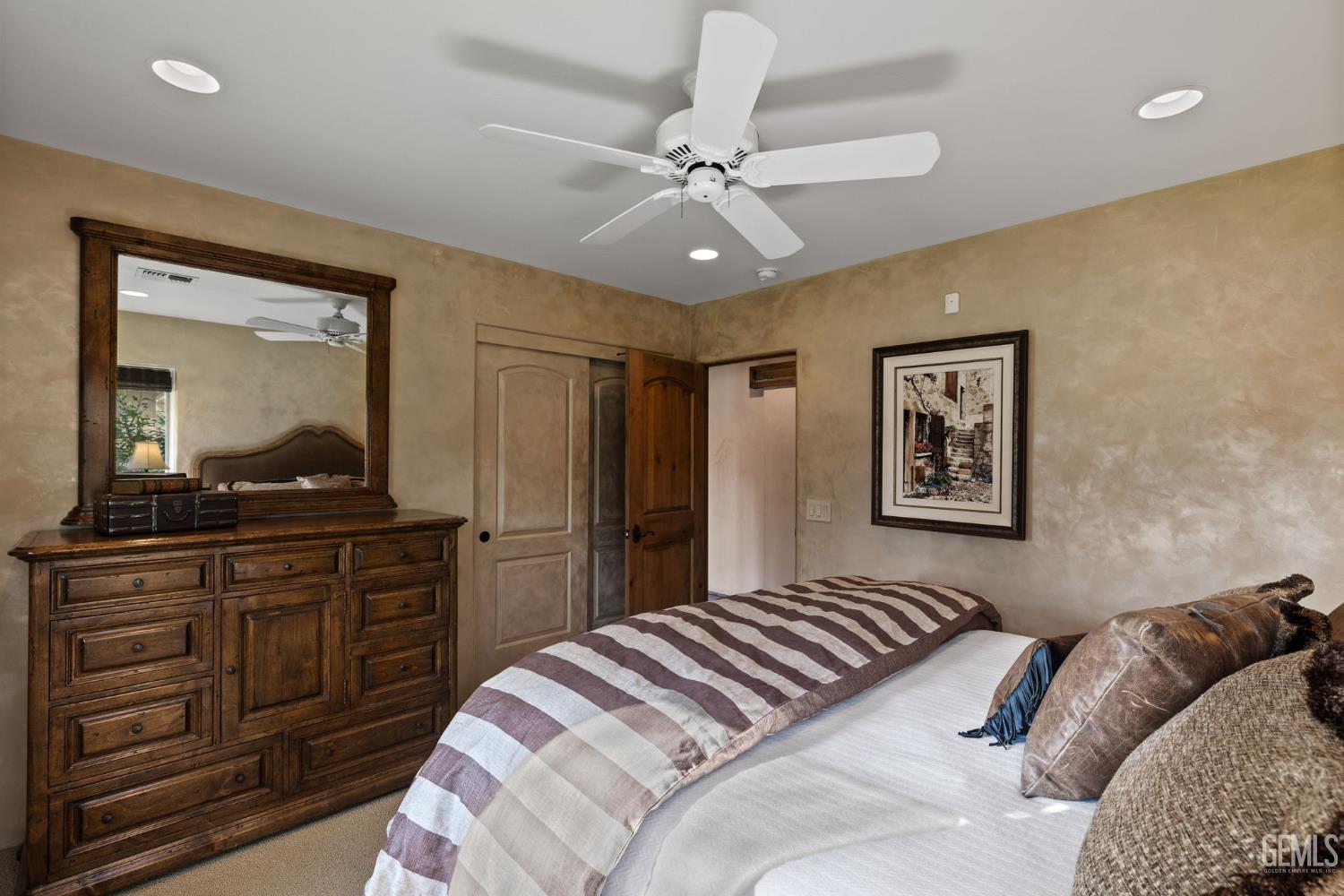 1233 Tam O Shanter Drive